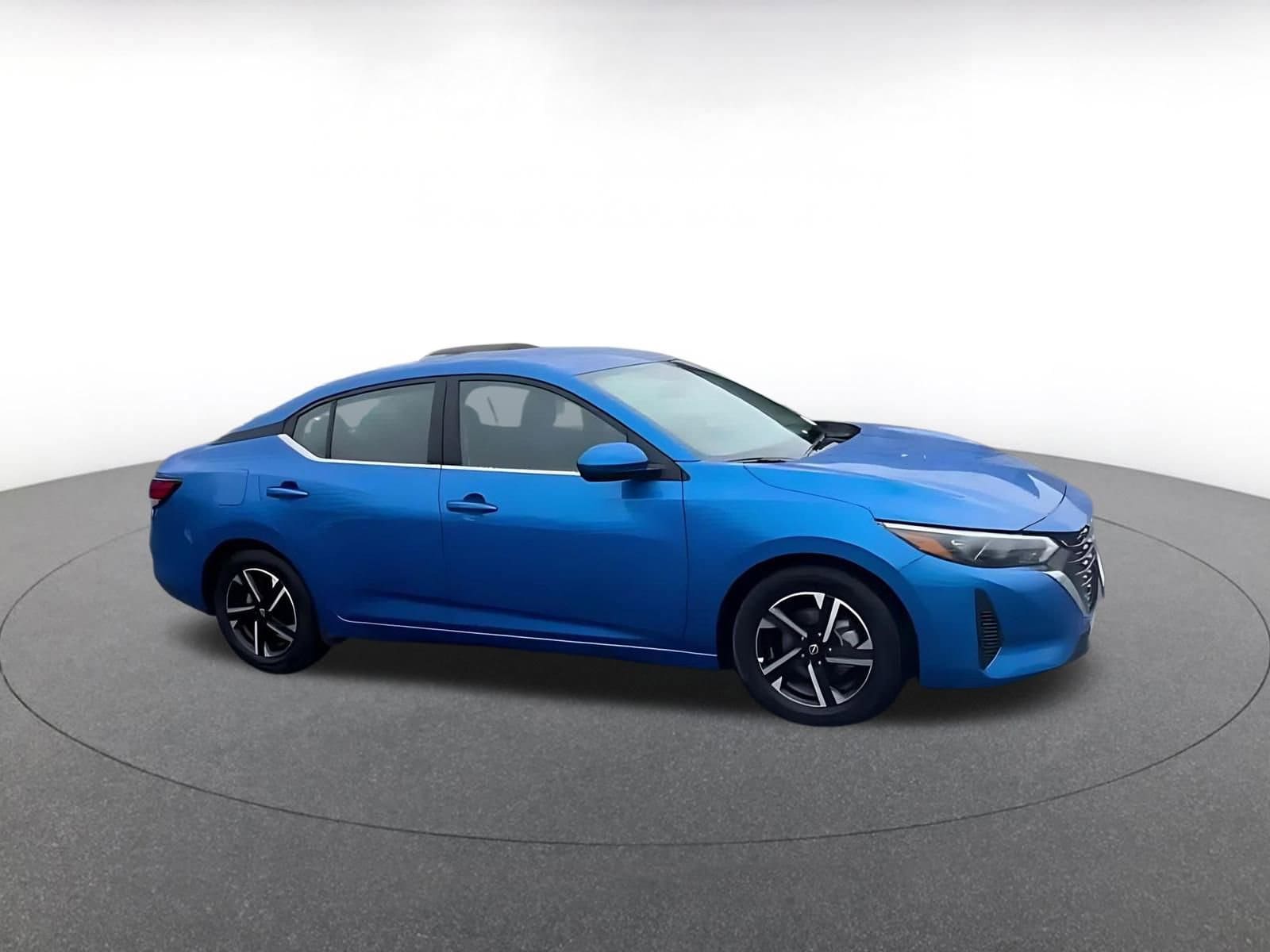 Thumbnail: 2025 Nissan Sentra - 2