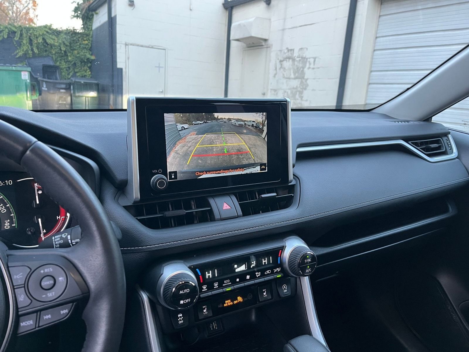 Thumbnail: 2025 Toyota RAV4 - 17