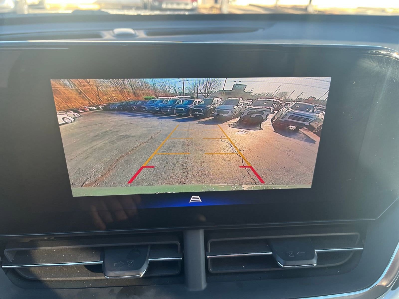 Thumbnail: 2025 Chevrolet Trax - 17