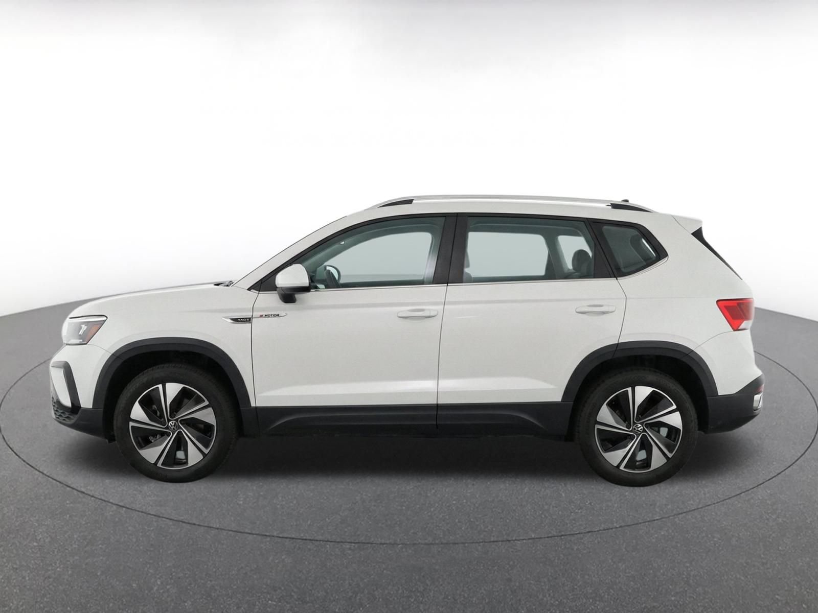 Thumbnail: 2026 Volkswagen Taos - 4