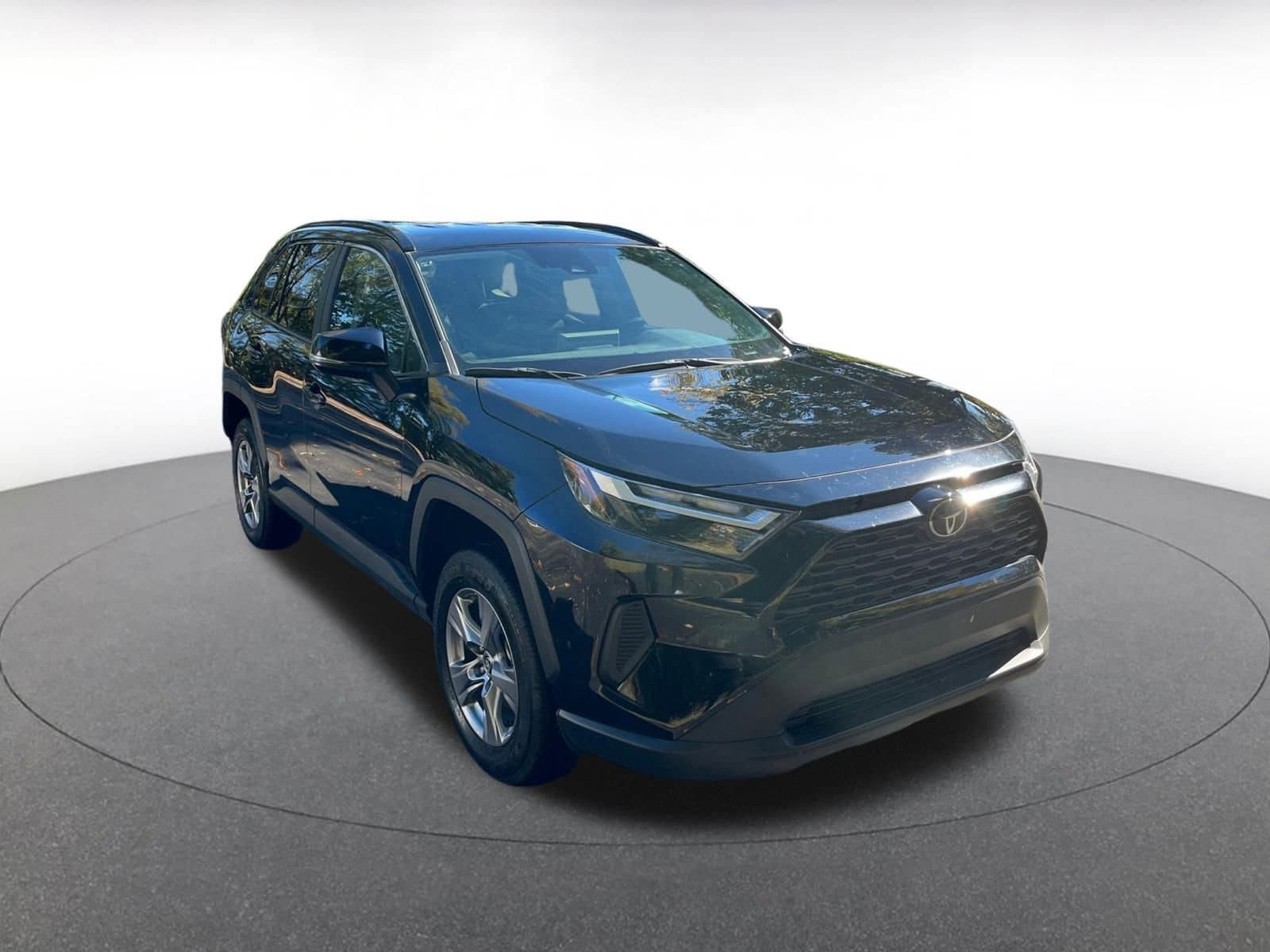 Thumbnail: 2025 Toyota RAV4 - 1