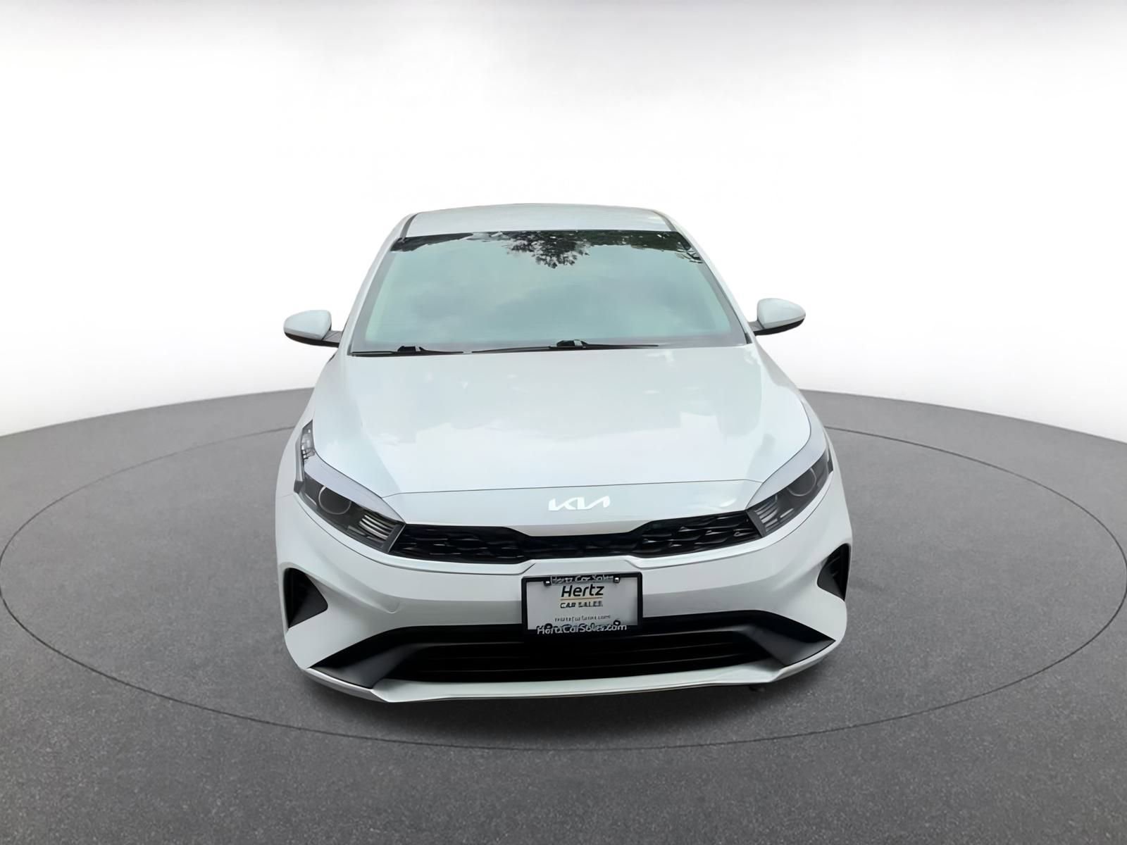 Thumbnail: 2024 Kia Forte - 4