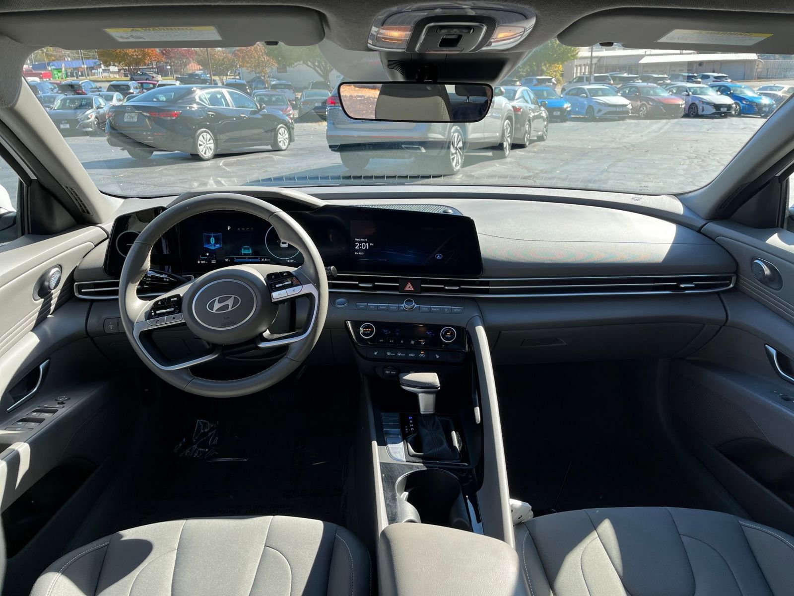 Thumbnail: 2025 Hyundai Elantra - 28