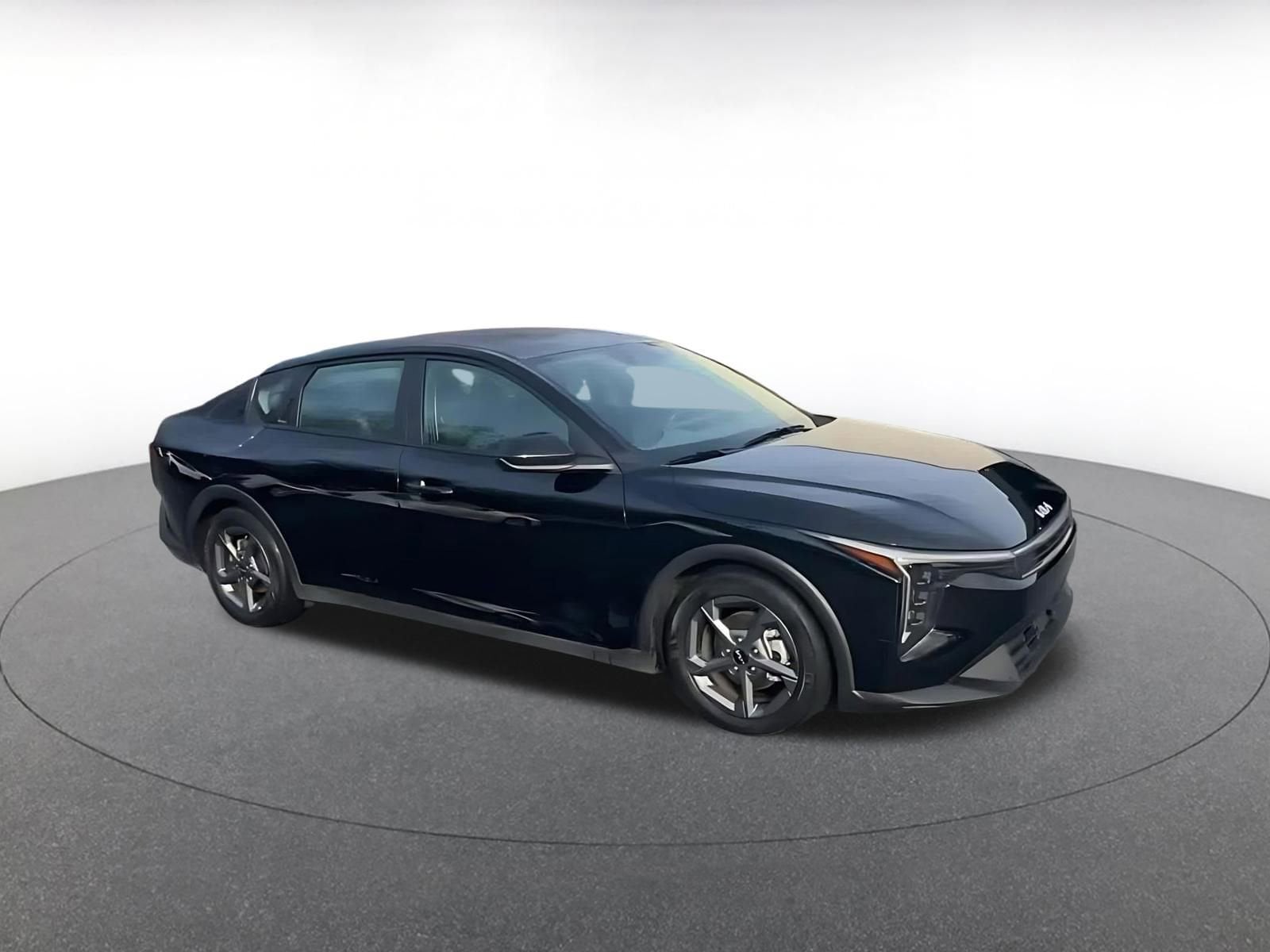 Thumbnail: 2025 Kia K4 - 2