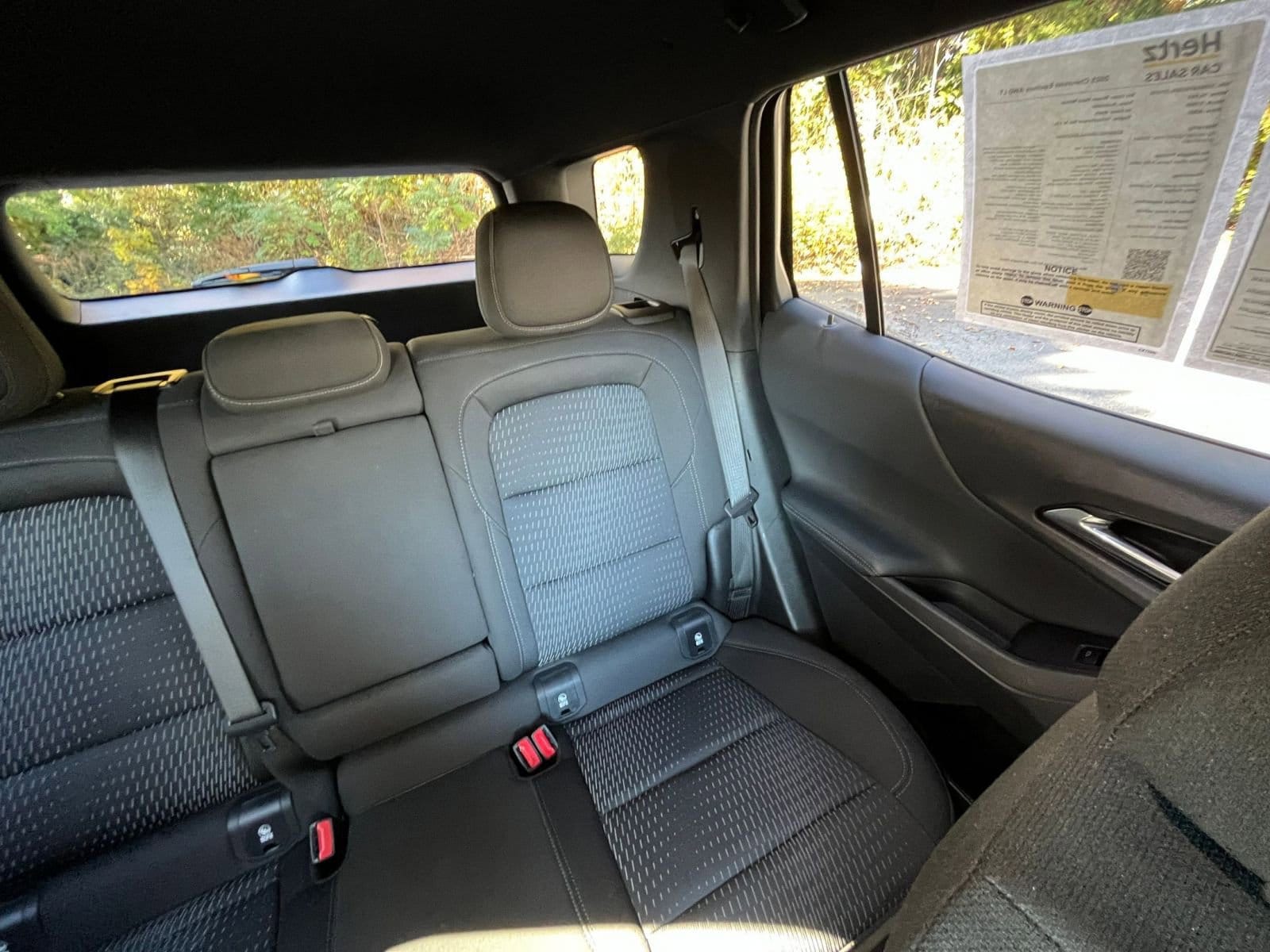 Thumbnail: 2025 Chevrolet Equinox - 32