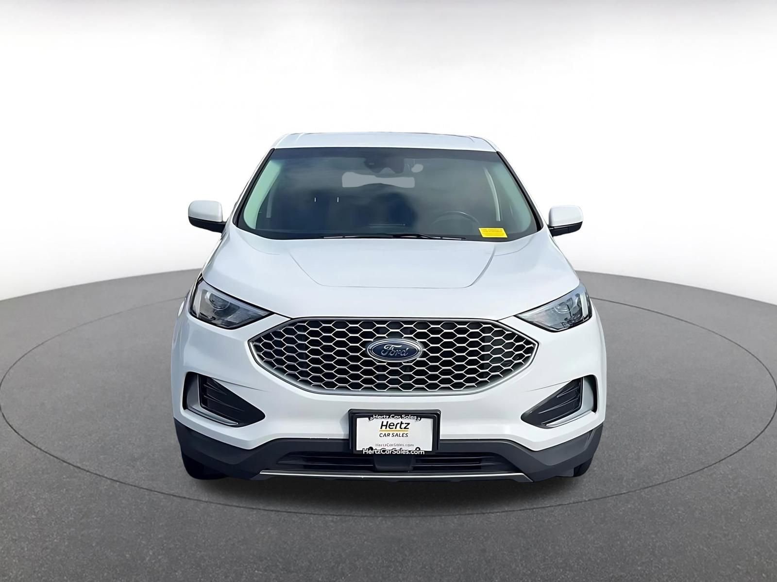 Thumbnail: 2024 Ford Edge - 3