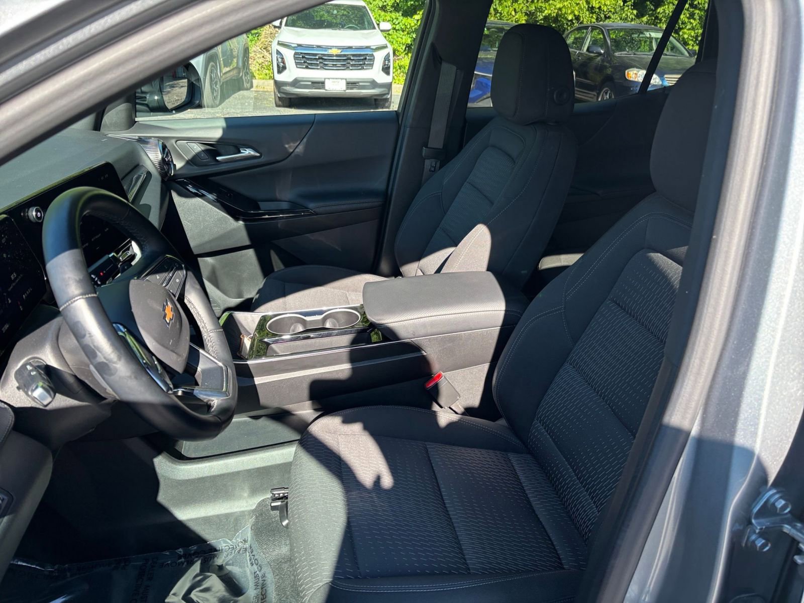 Thumbnail: 2025 Chevrolet Equinox - 23