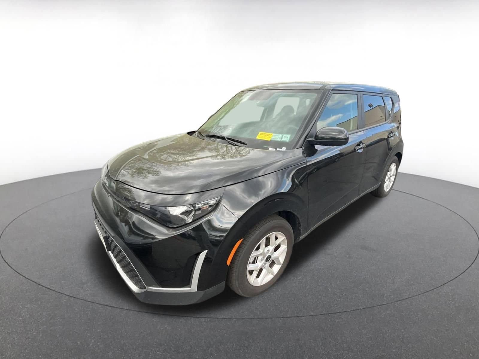 Thumbnail: 2025 Kia Soul - 6