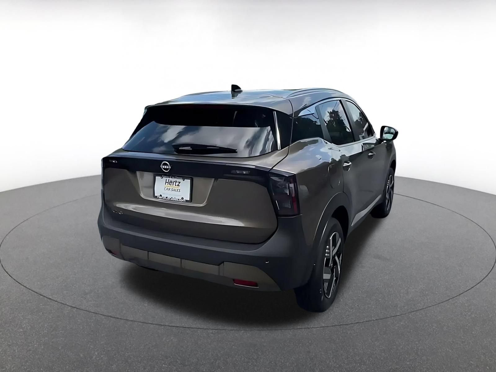 Thumbnail: 2026 Nissan Kicks - 13