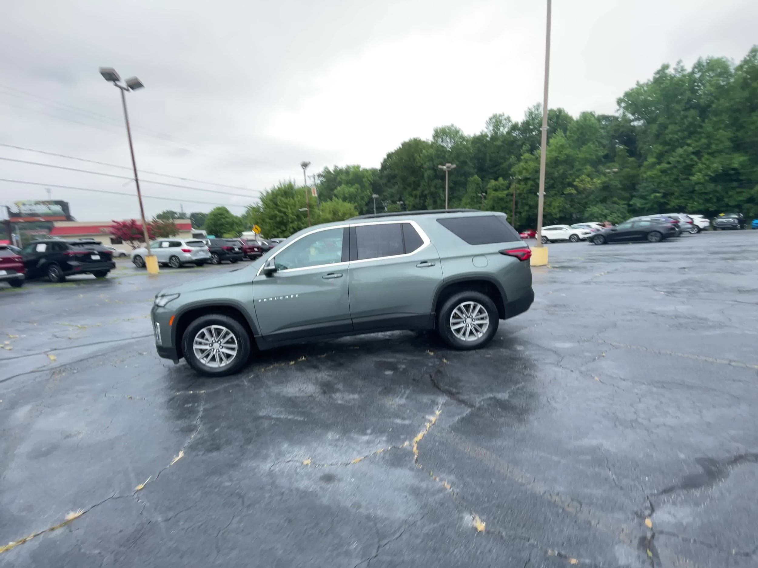 2023 Chevrolet Traverse LT 8