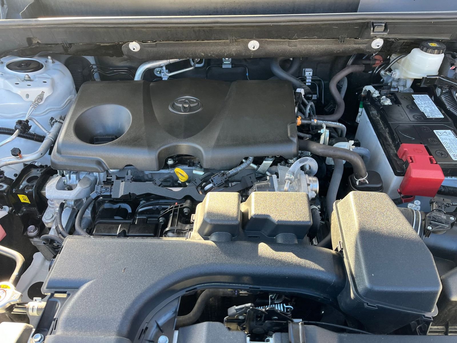 Thumbnail: 2025 Toyota RAV4 - 28