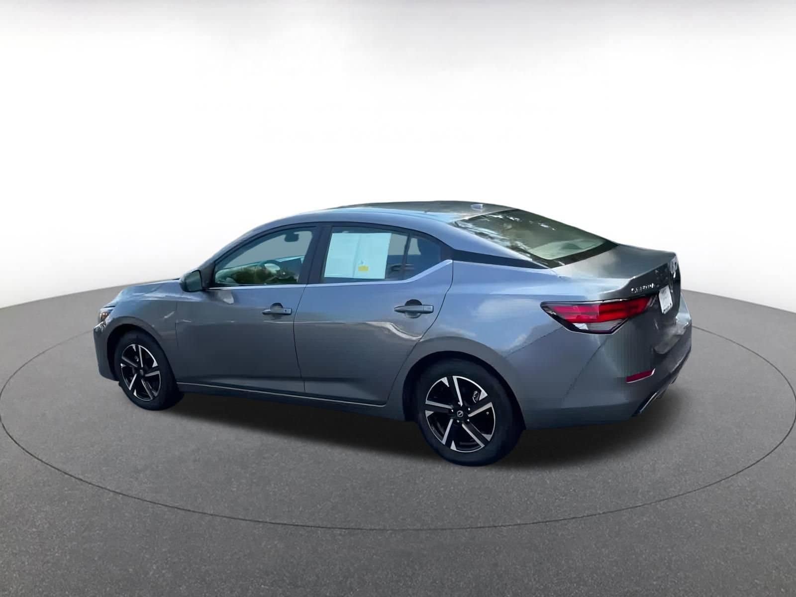 Thumbnail: 2024 Nissan Sentra - 10