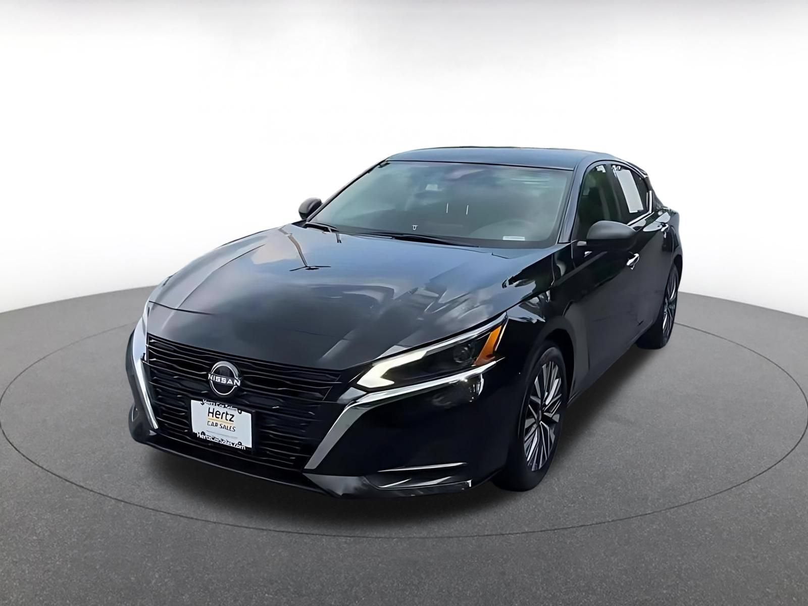 Thumbnail: 2025 Nissan Altima - 7