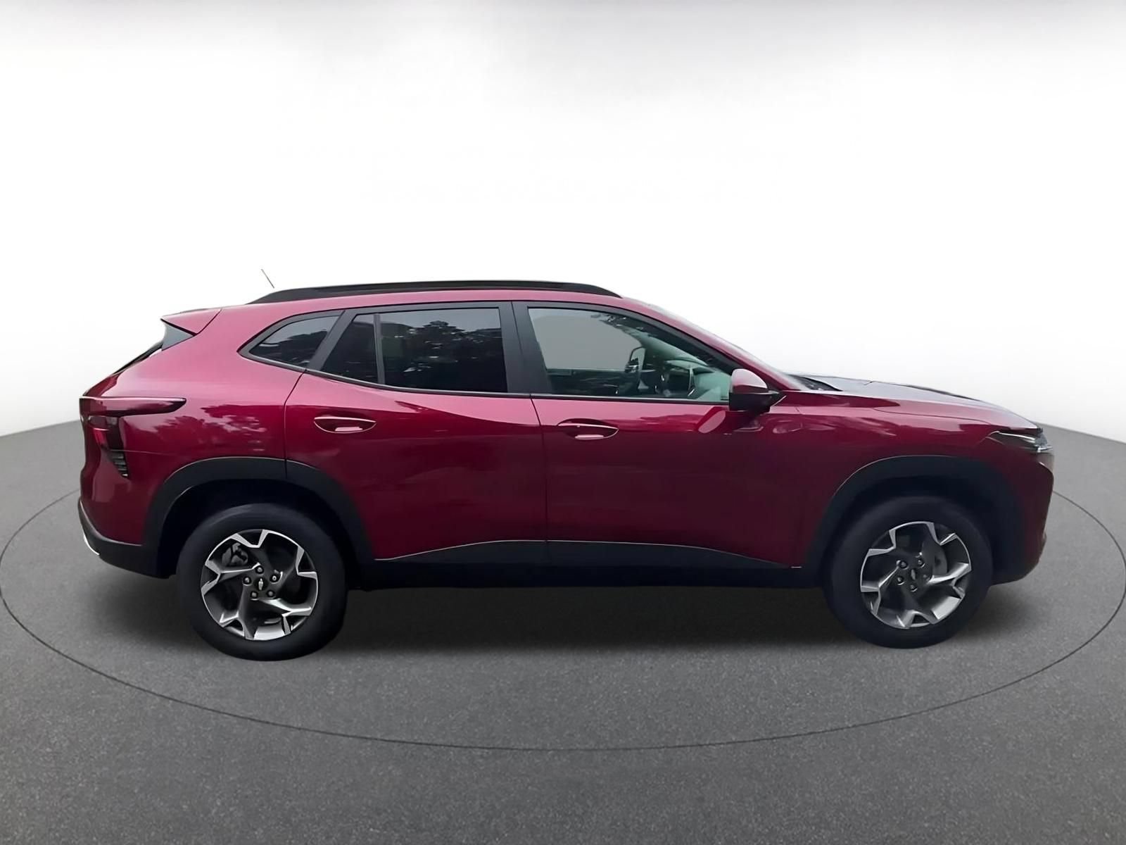 Thumbnail: 2025 Chevrolet Trax - 16