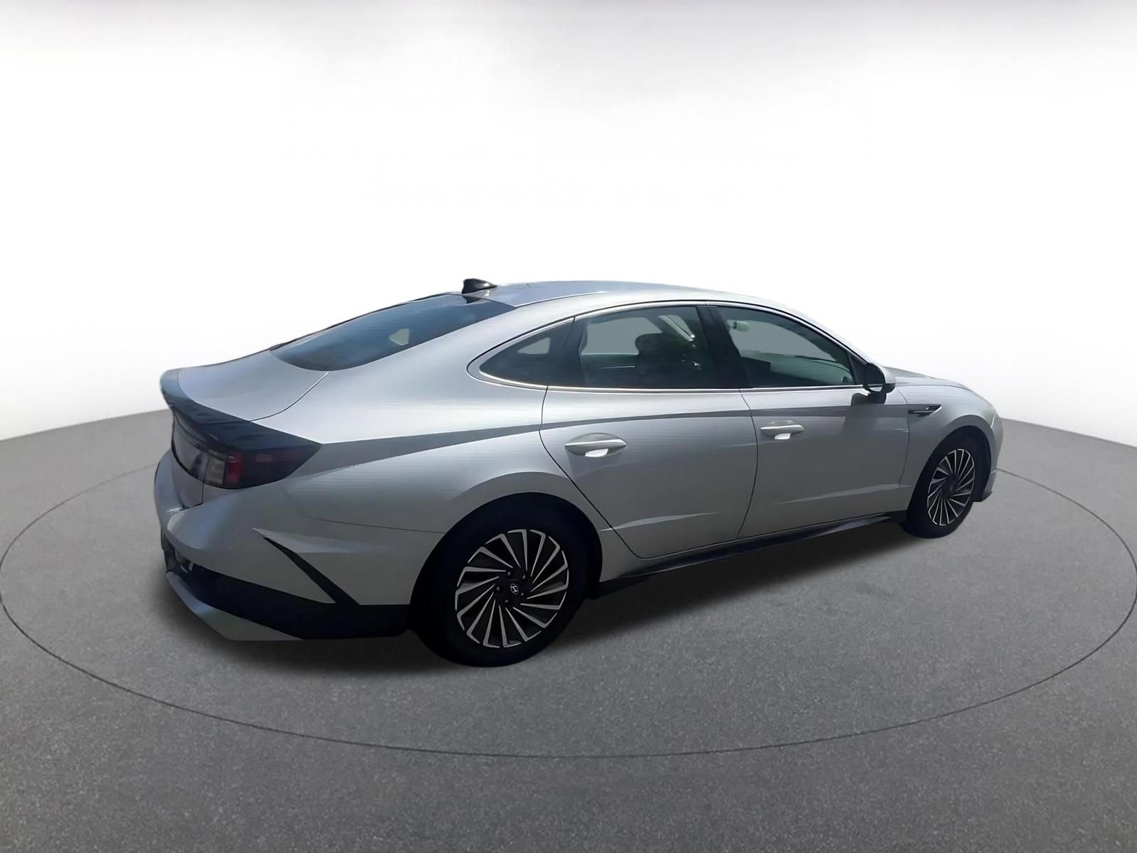 Thumbnail: 2025 Hyundai Sonata - 14