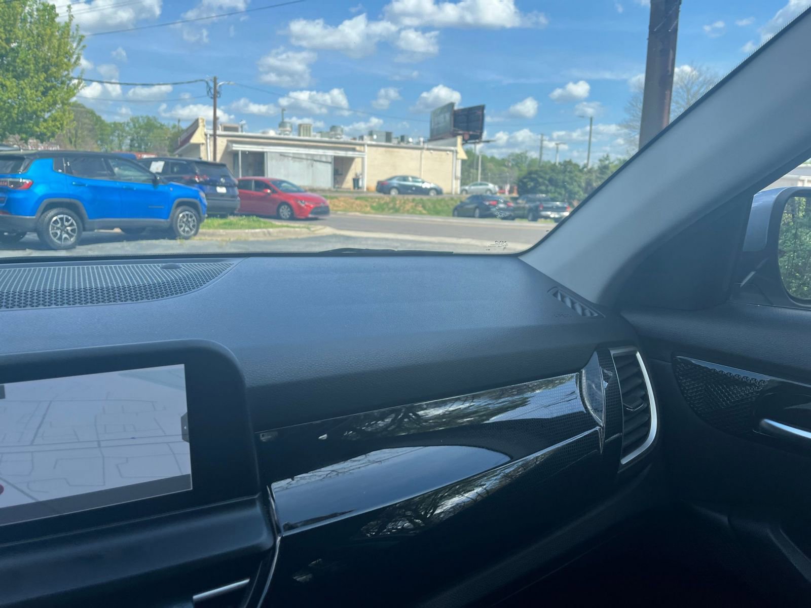 Thumbnail: 2025 Kia Seltos - 32