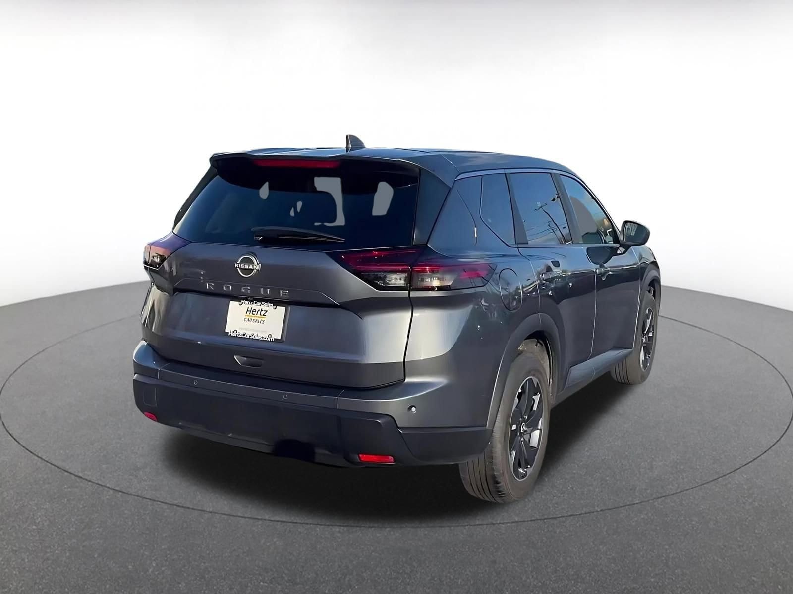 Thumbnail: 2025 Nissan Rogue - 15