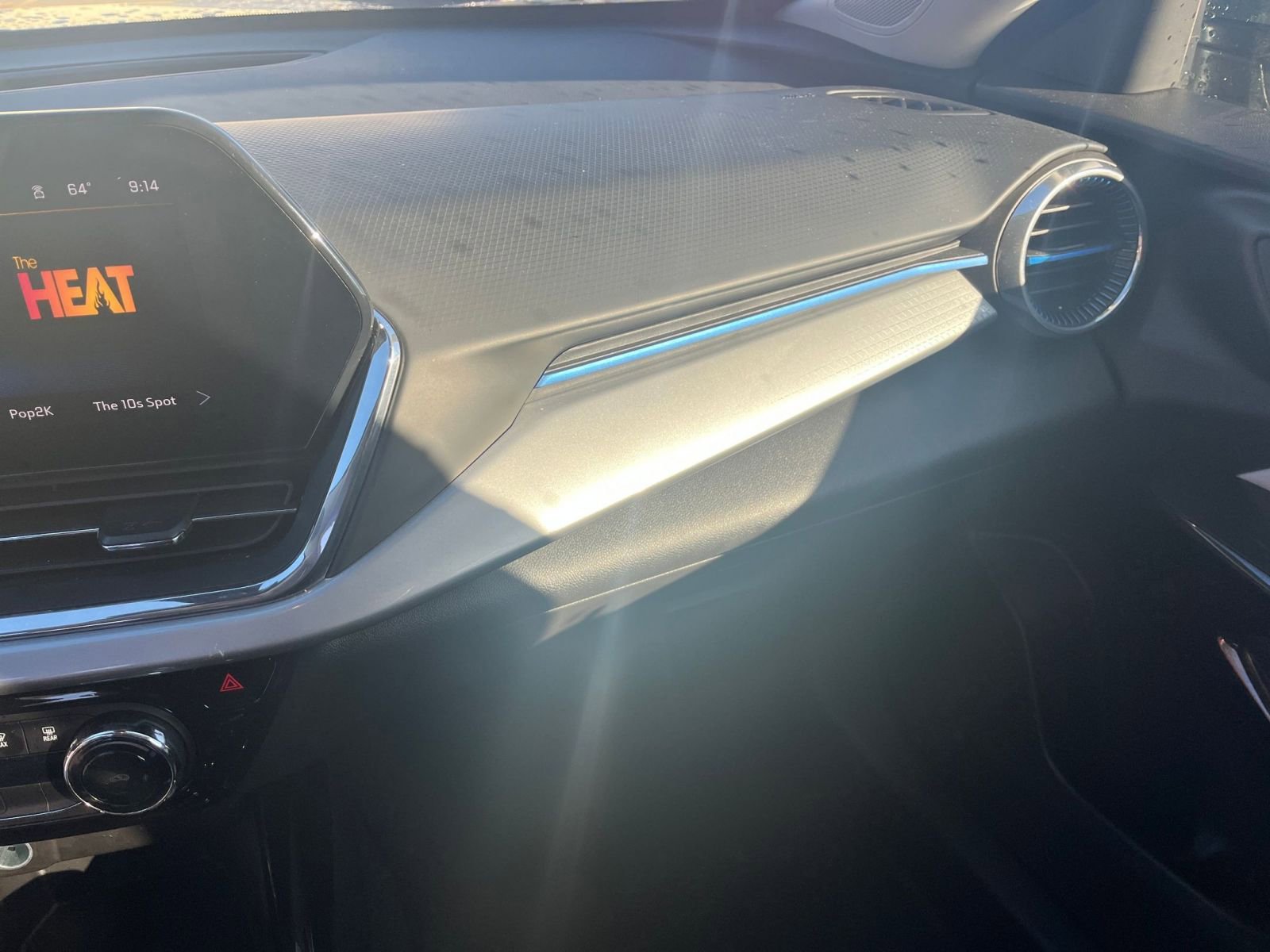 Thumbnail: 2025 Chevrolet Trax - 29