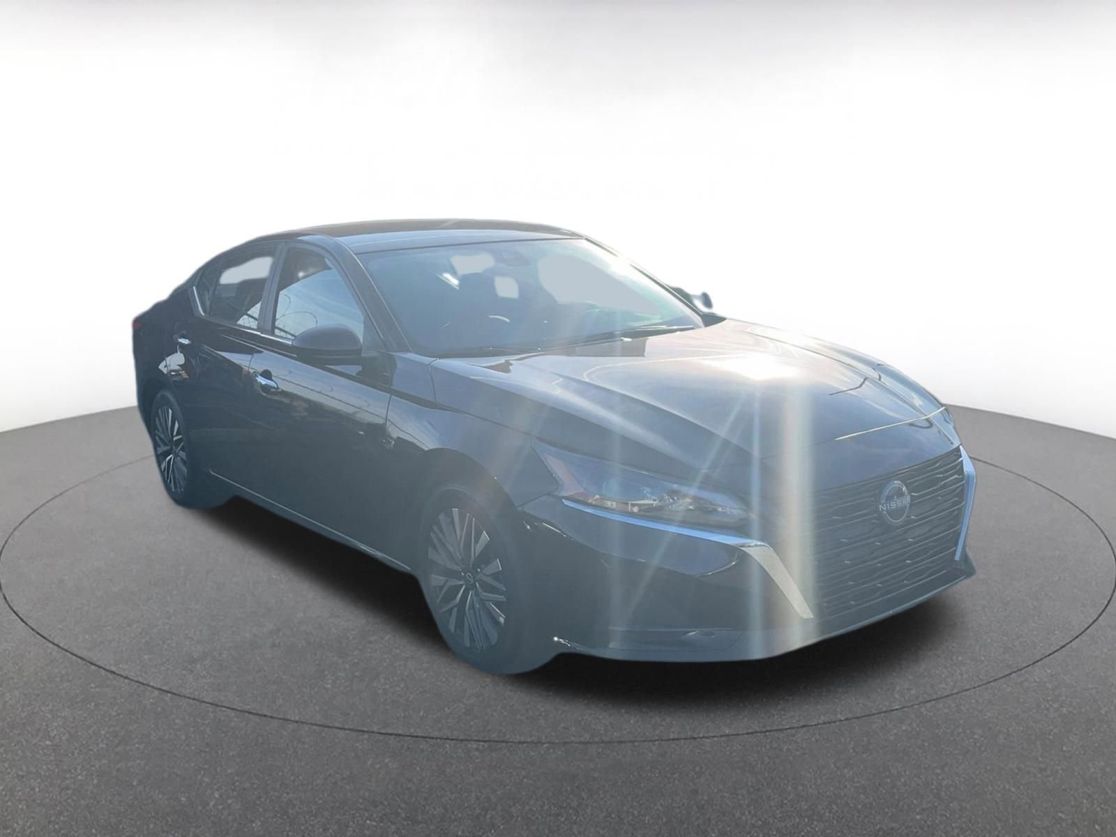 Thumbnail: 2025 Nissan Altima - 4