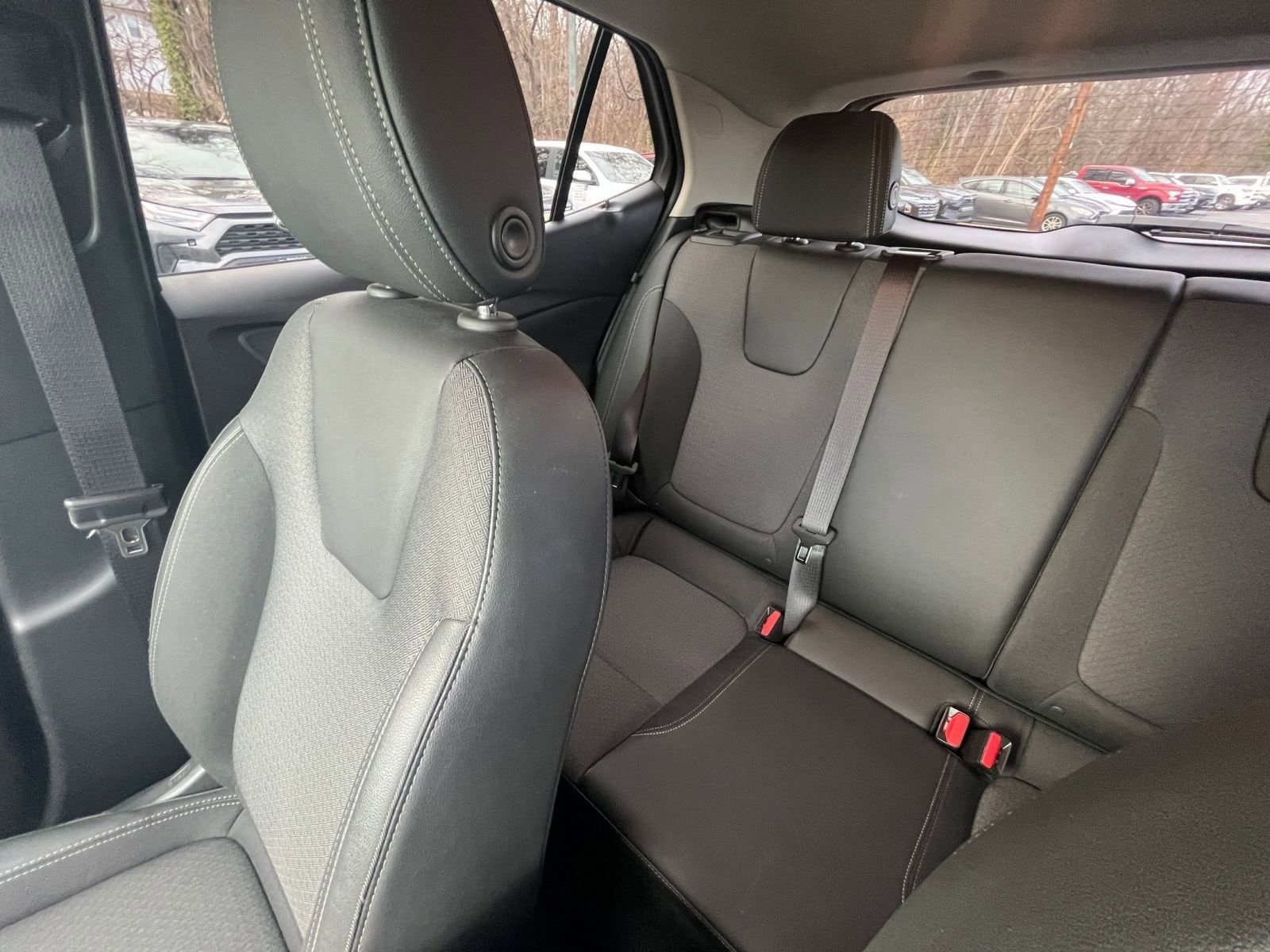 Thumbnail: 2025 Buick Encore GX - 33