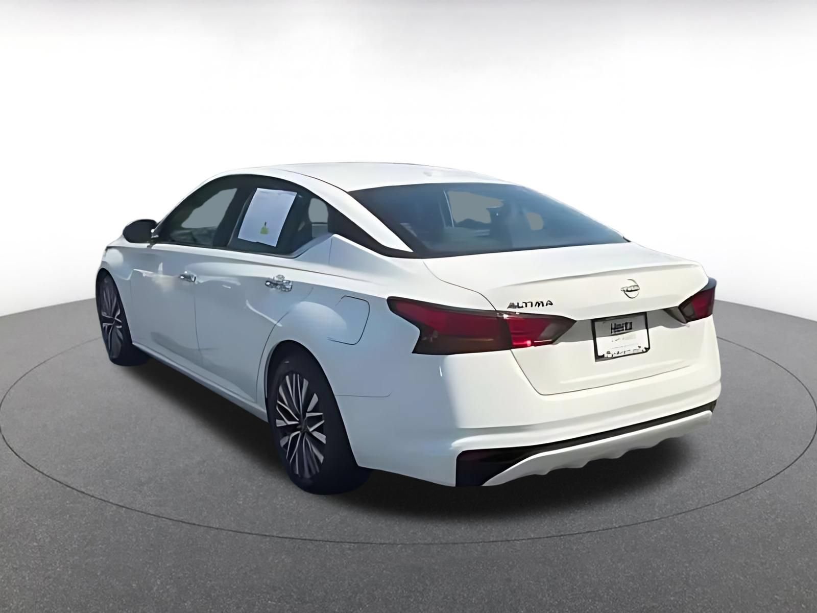 Thumbnail: 2025 Nissan Altima - 13