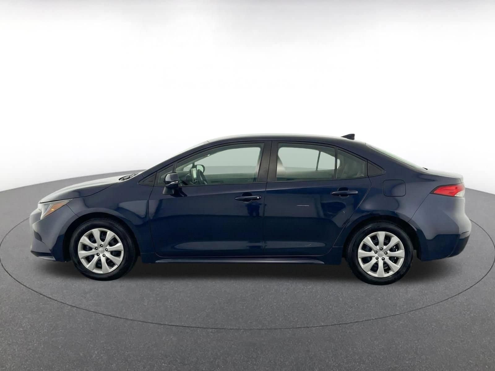 Thumbnail: 2025 Toyota Corolla - 4