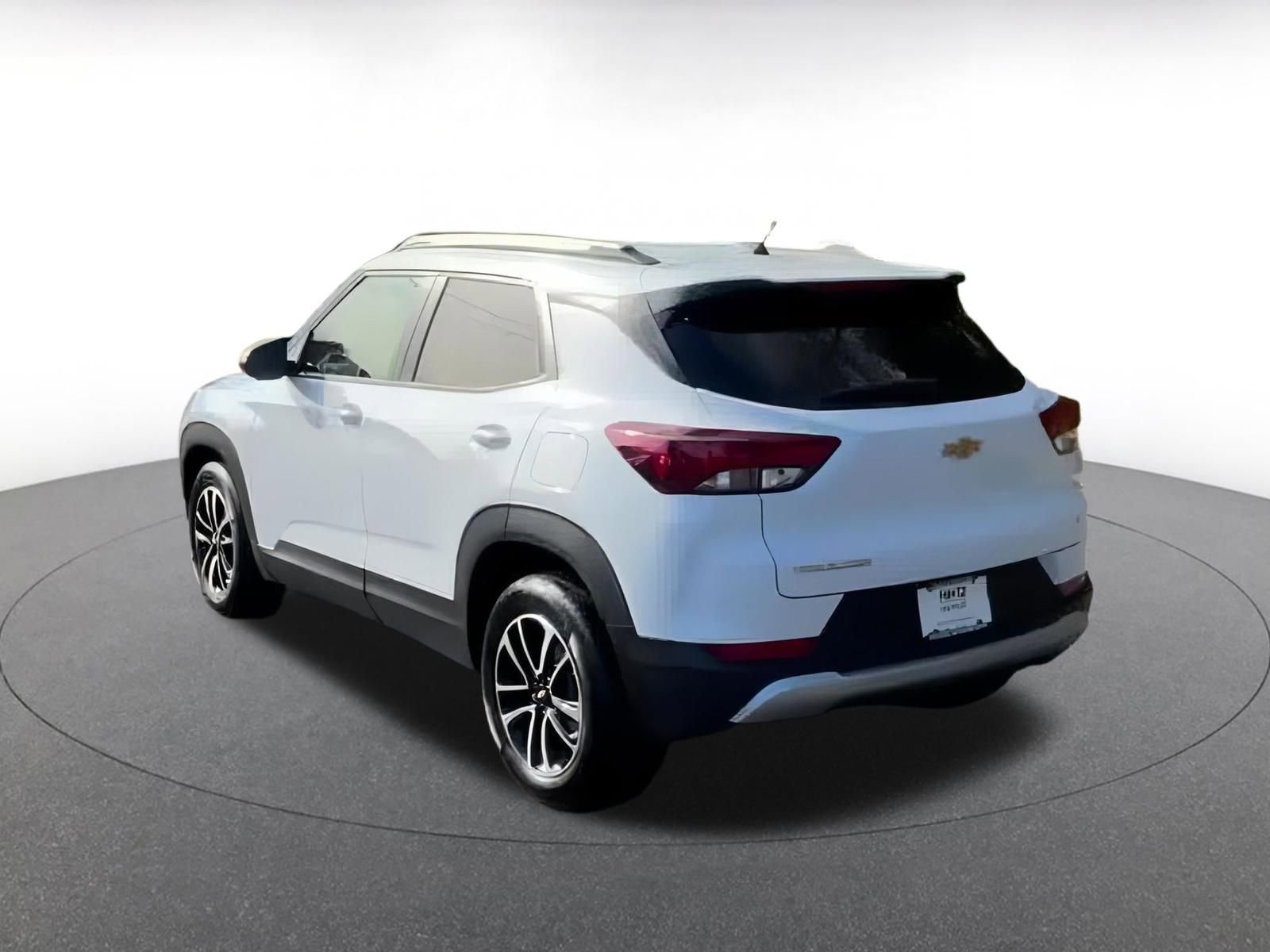 Thumbnail: 2025 Chevrolet TrailBlazer - 11