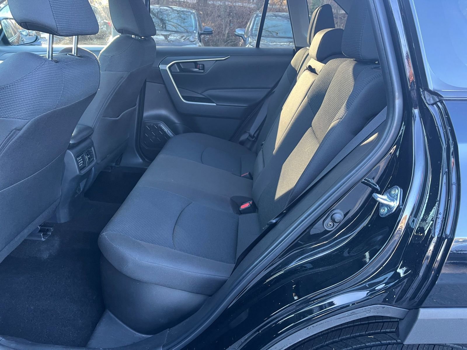 Thumbnail: 2025 Toyota RAV4 - 20