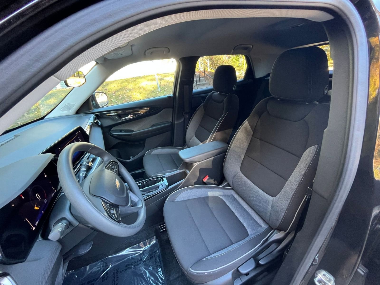 Thumbnail: 2025 Chevrolet TrailBlazer - 32