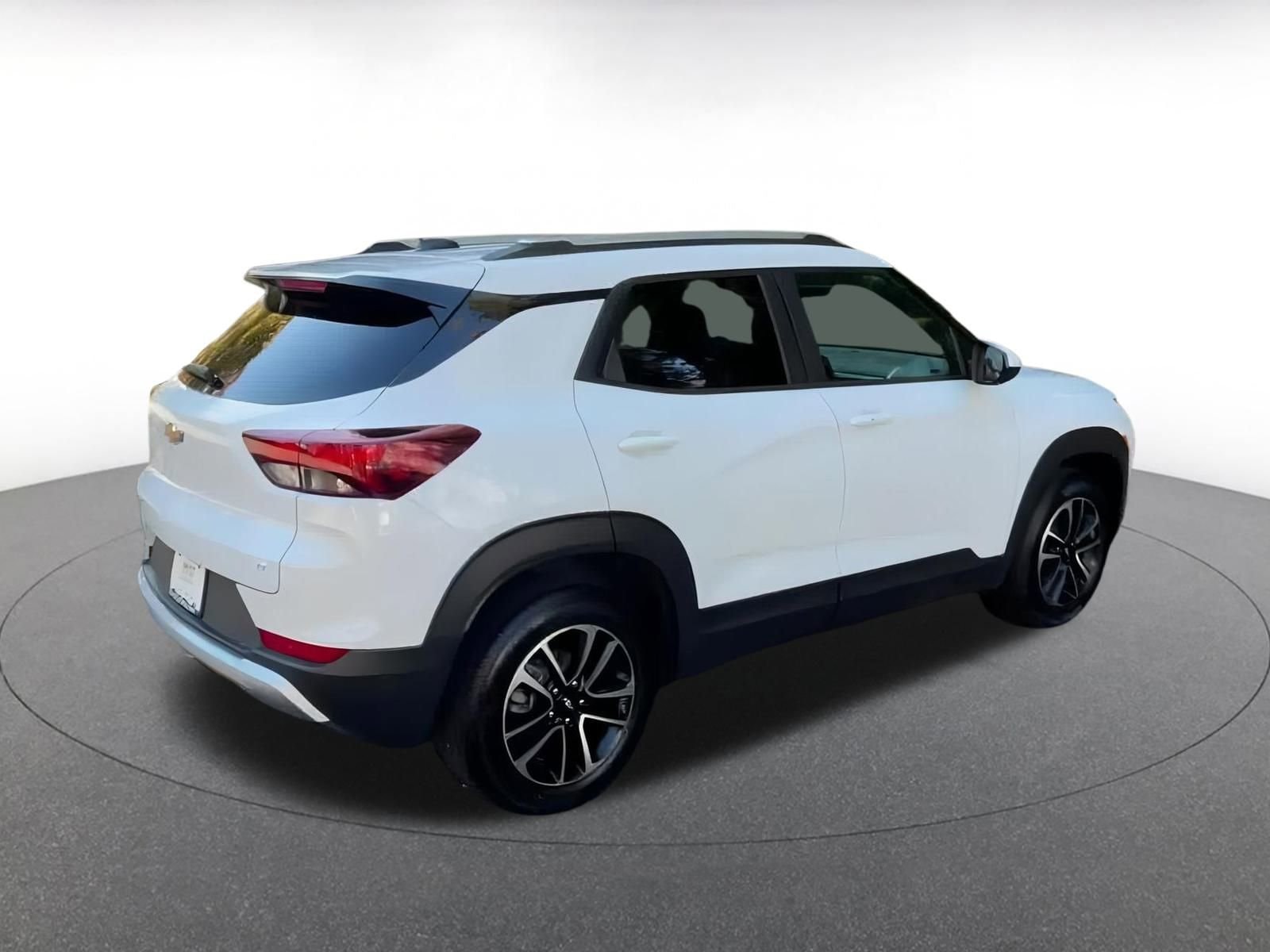 Thumbnail: 2025 Chevrolet TrailBlazer - 15