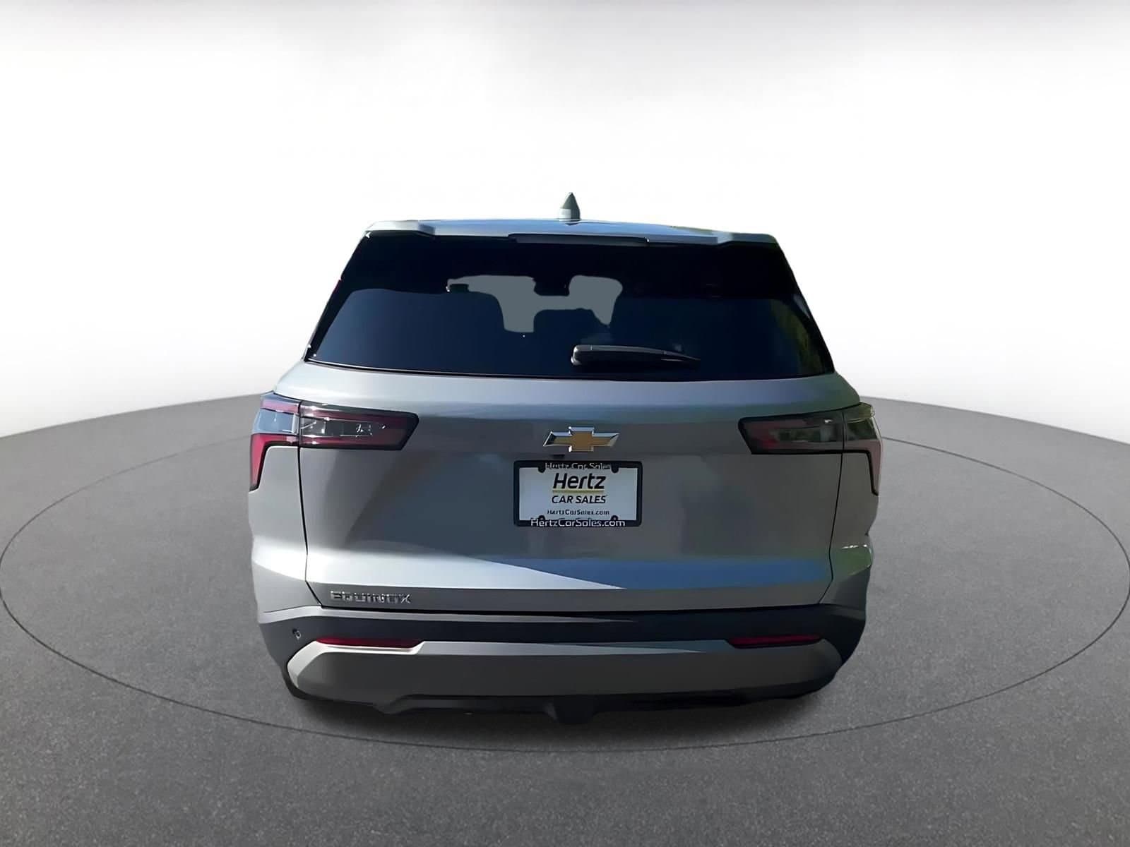 Thumbnail: 2025 Chevrolet Equinox - 12