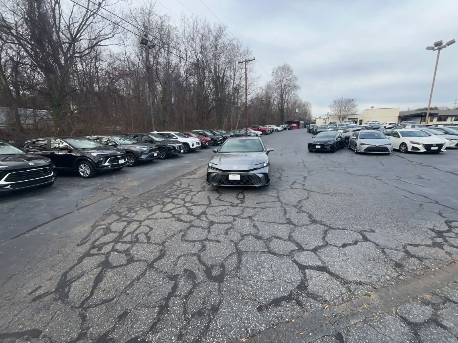 Thumbnail: 2025 Toyota Camry - 16