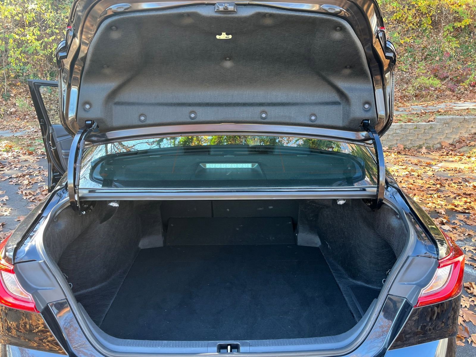 Thumbnail: 2025 Toyota Camry - 27