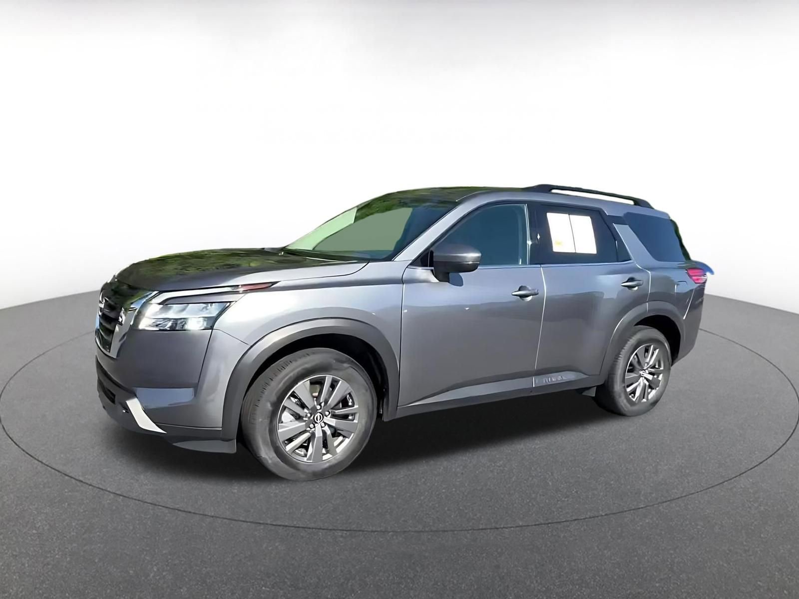 Thumbnail: 2025 Nissan Pathfinder - 8