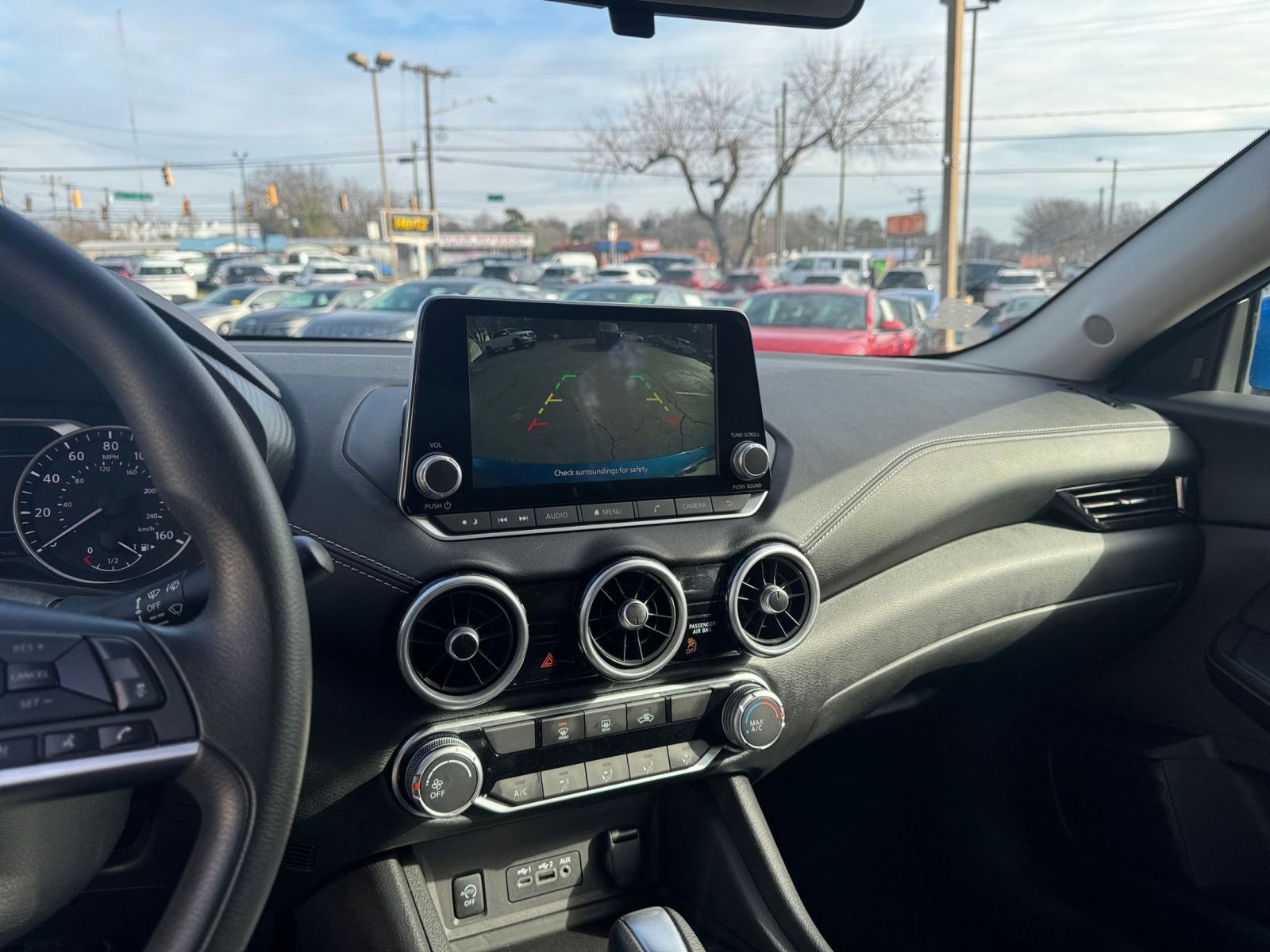 Thumbnail: 2025 Nissan Sentra - 17