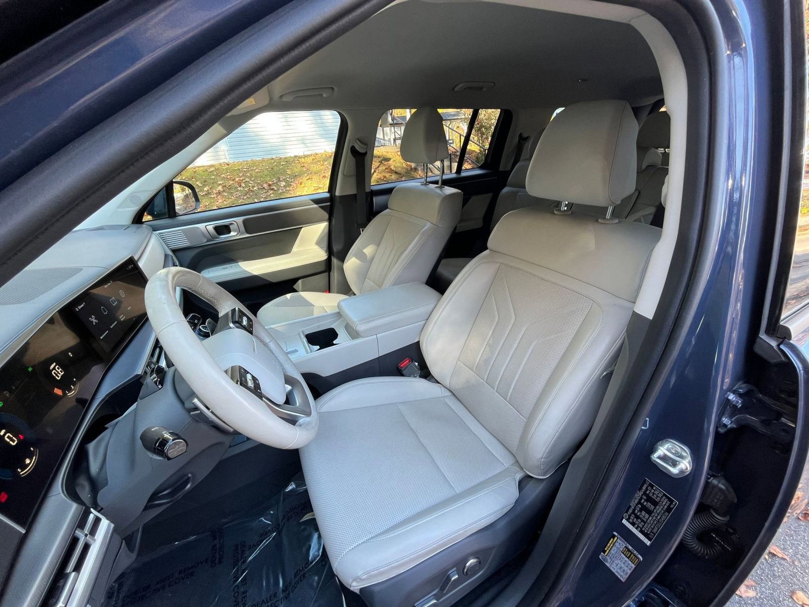 Thumbnail: 2025 Hyundai Santa Fe - 32