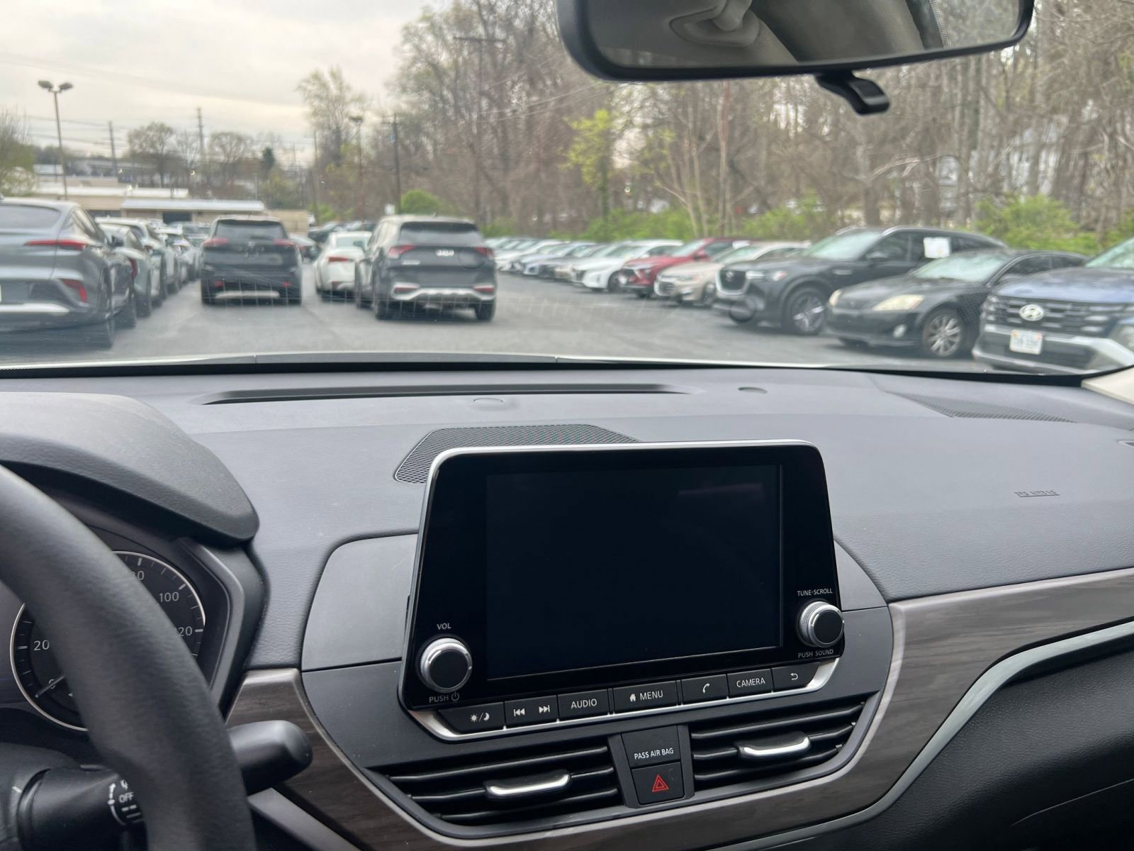 Thumbnail: 2025 Nissan Altima - 17