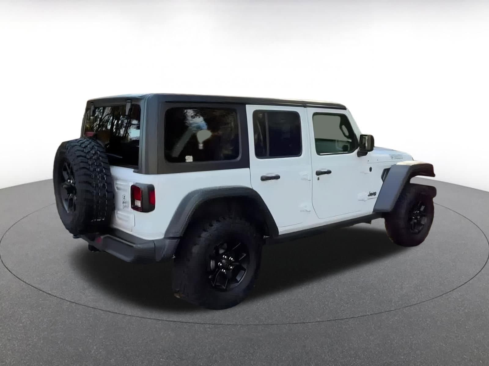 Thumbnail: 2025 Jeep Wrangler - 12