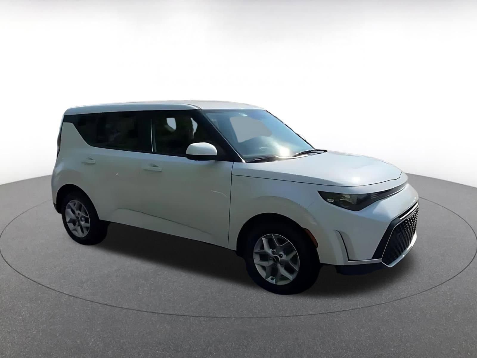 Thumbnail: 2025 Kia Soul - 2