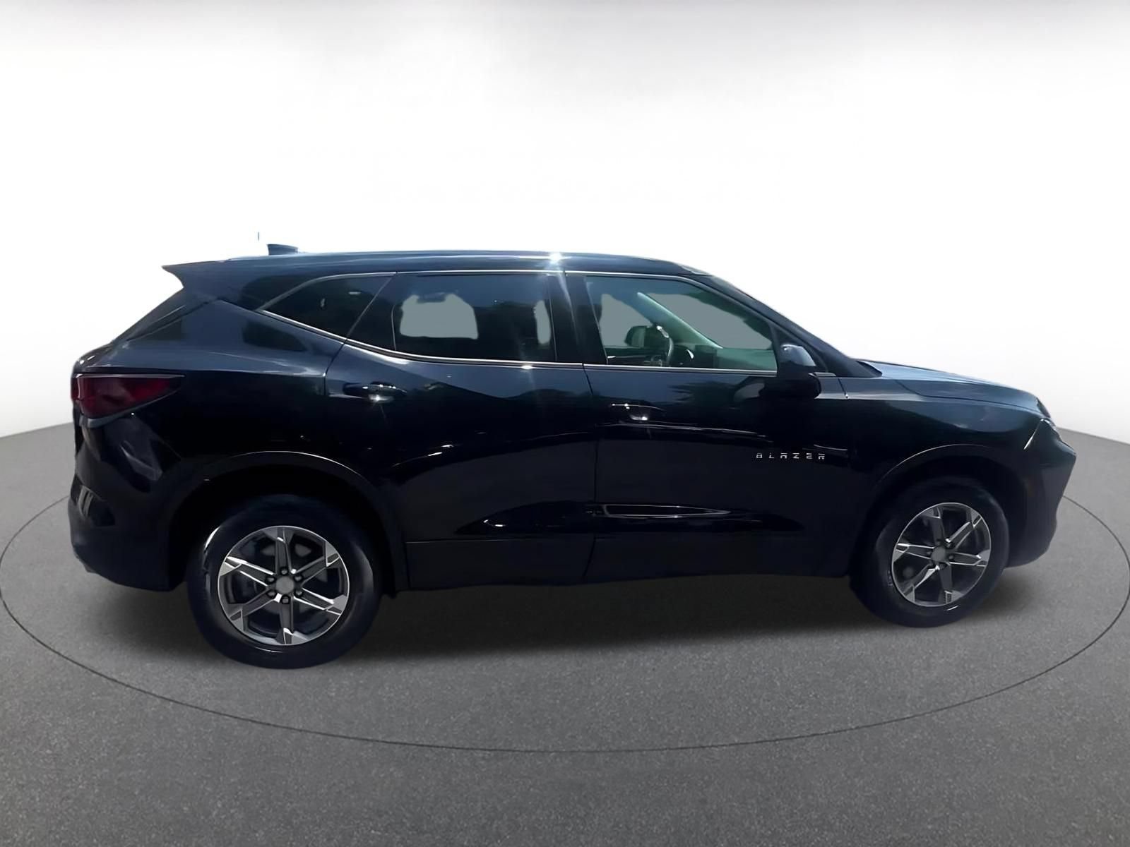 Thumbnail: 2026 Chevrolet Blazer - 15