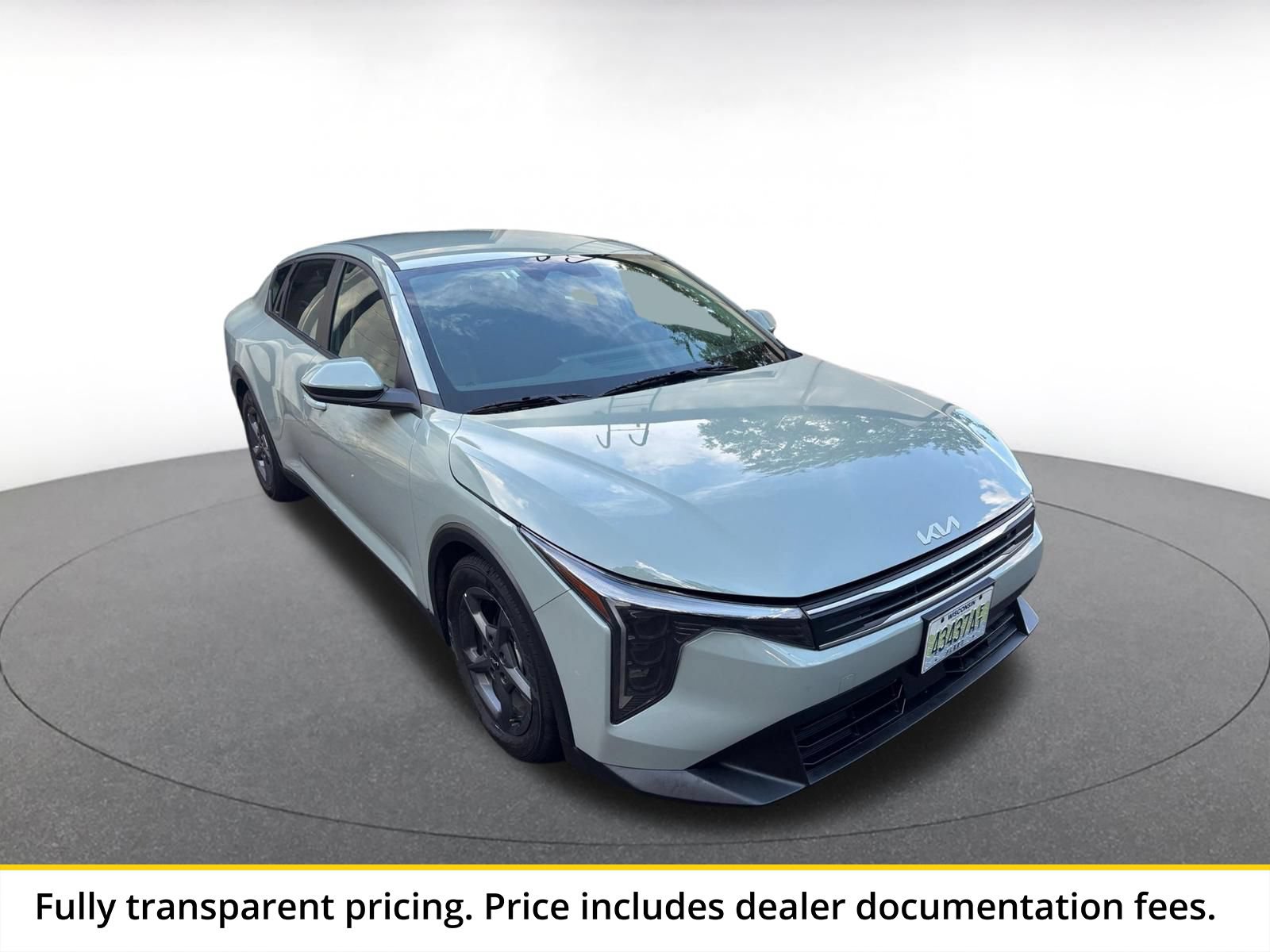 Thumbnail: 2026 Kia K4 - 1