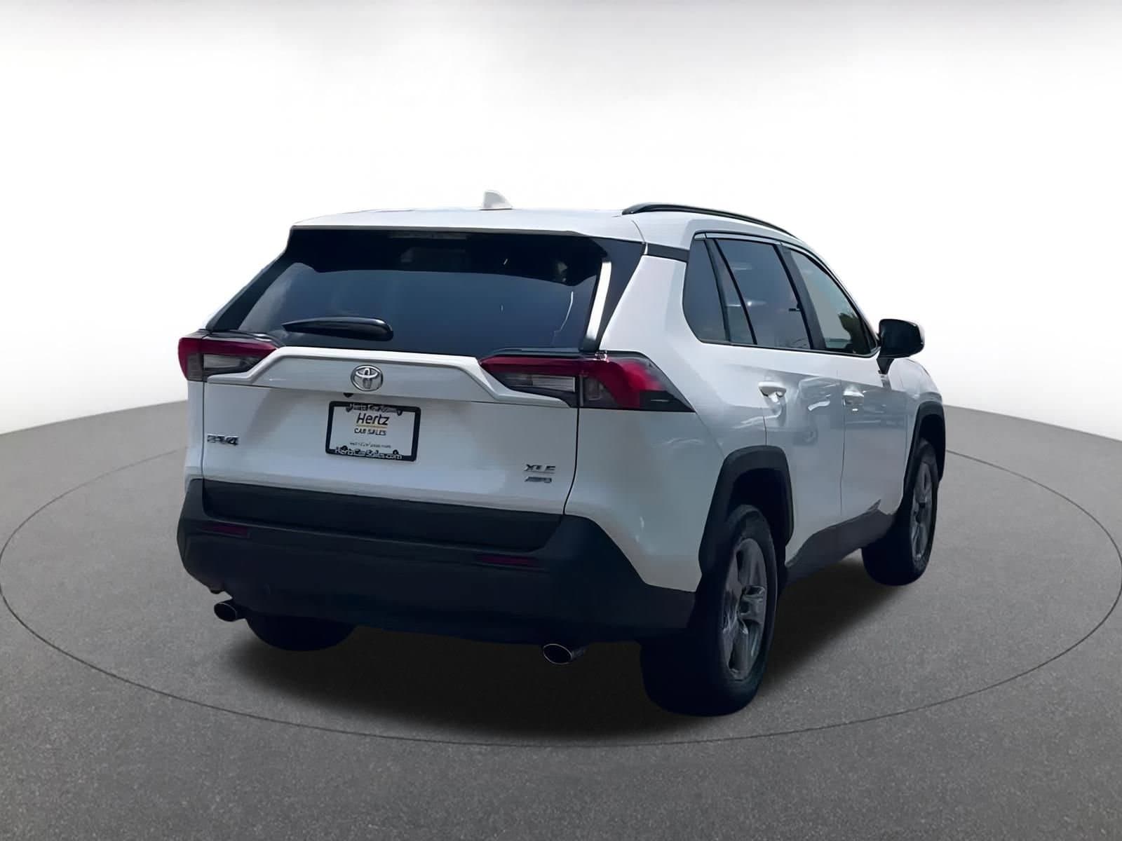 Thumbnail: 2024 Toyota RAV4 - 13