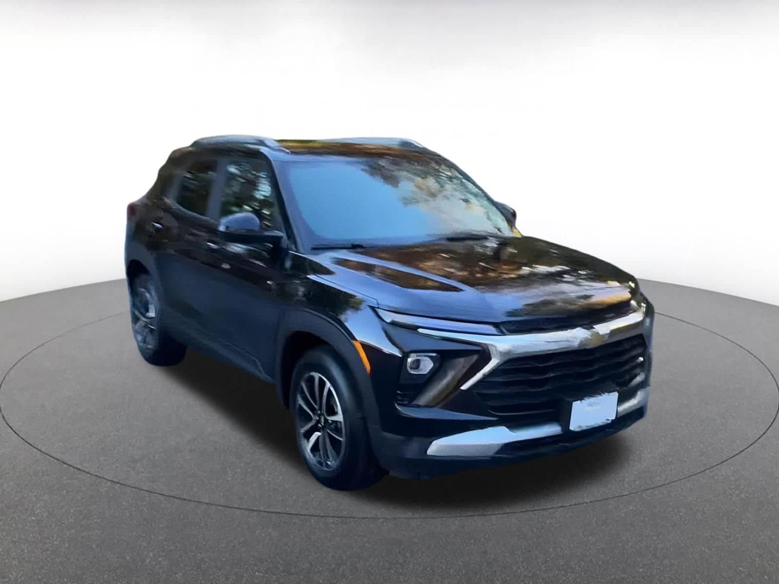 Thumbnail: 2025 Chevrolet TrailBlazer - 3