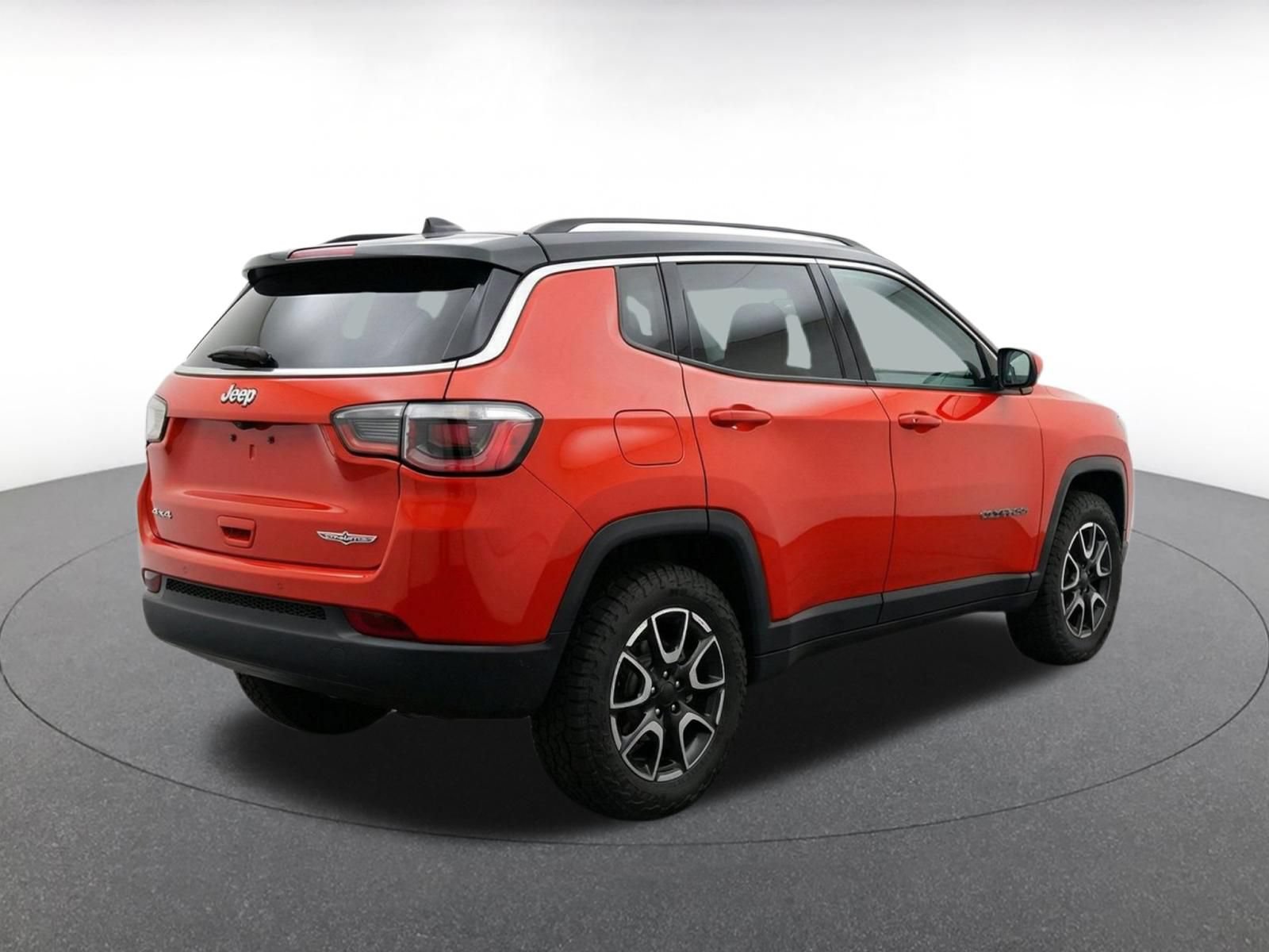 Thumbnail: 2025 Jeep Compass - 9