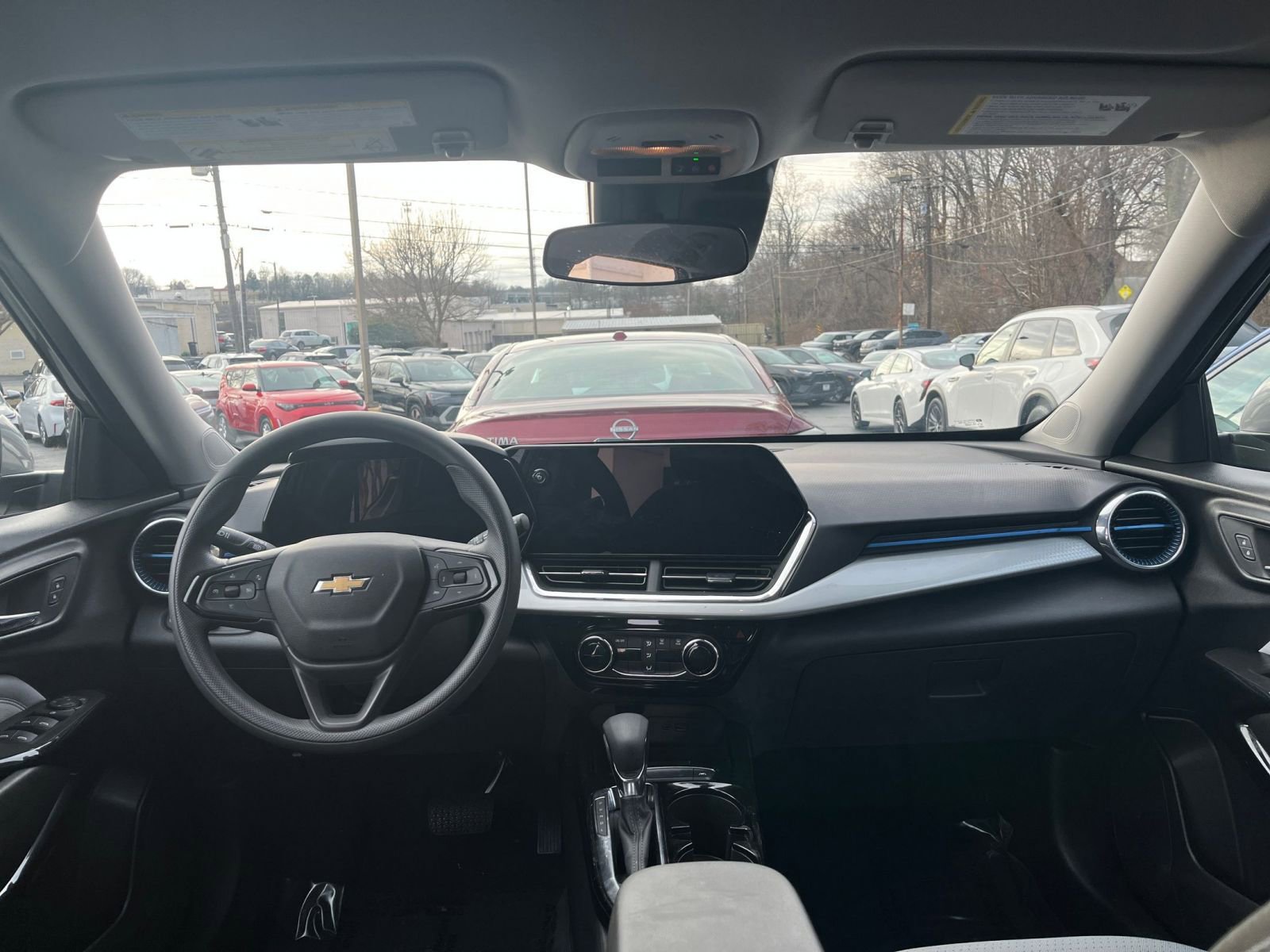 Thumbnail: 2025 Chevrolet Trax - 27