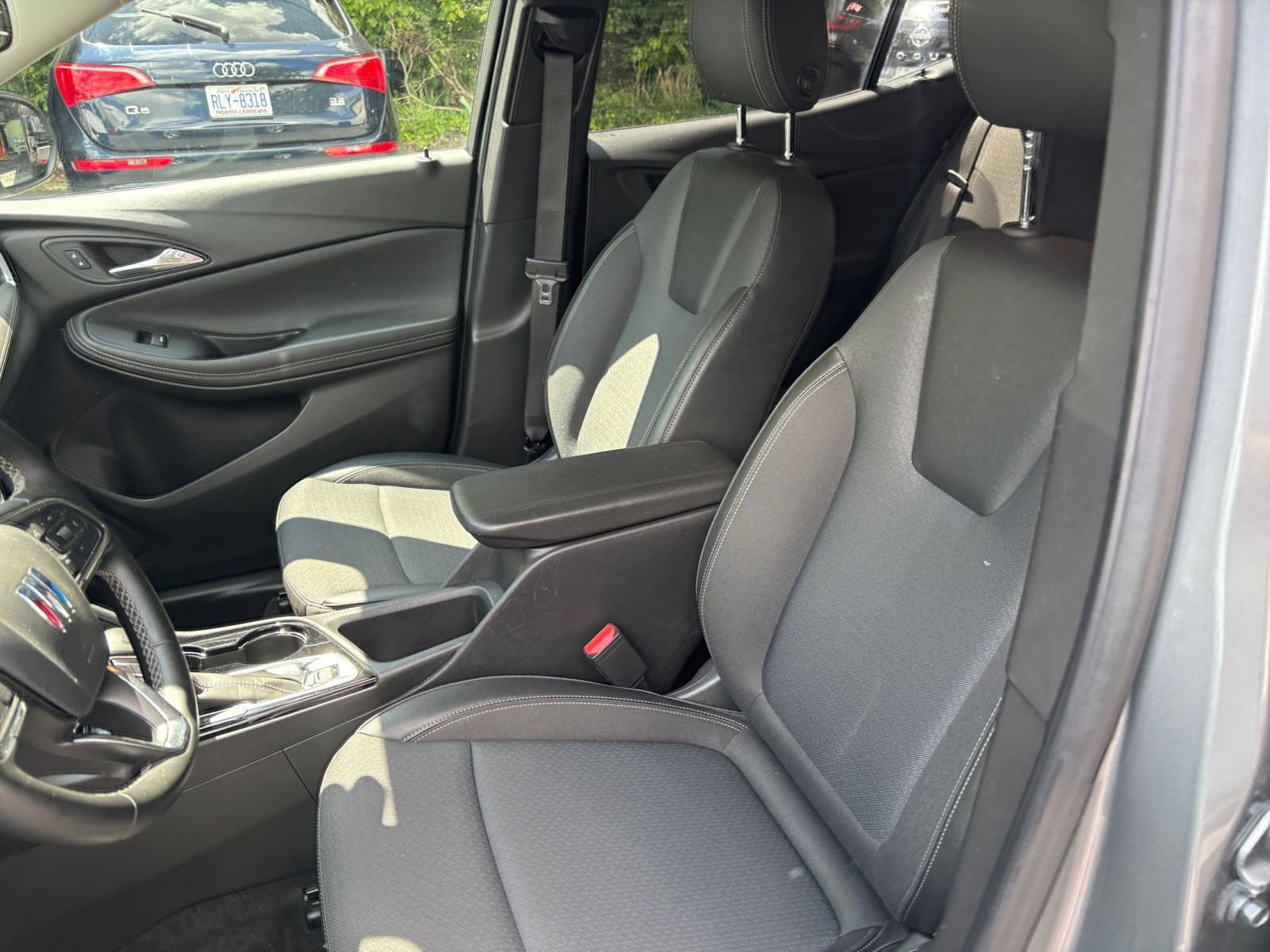 Thumbnail: 2025 Buick Encore GX - 31