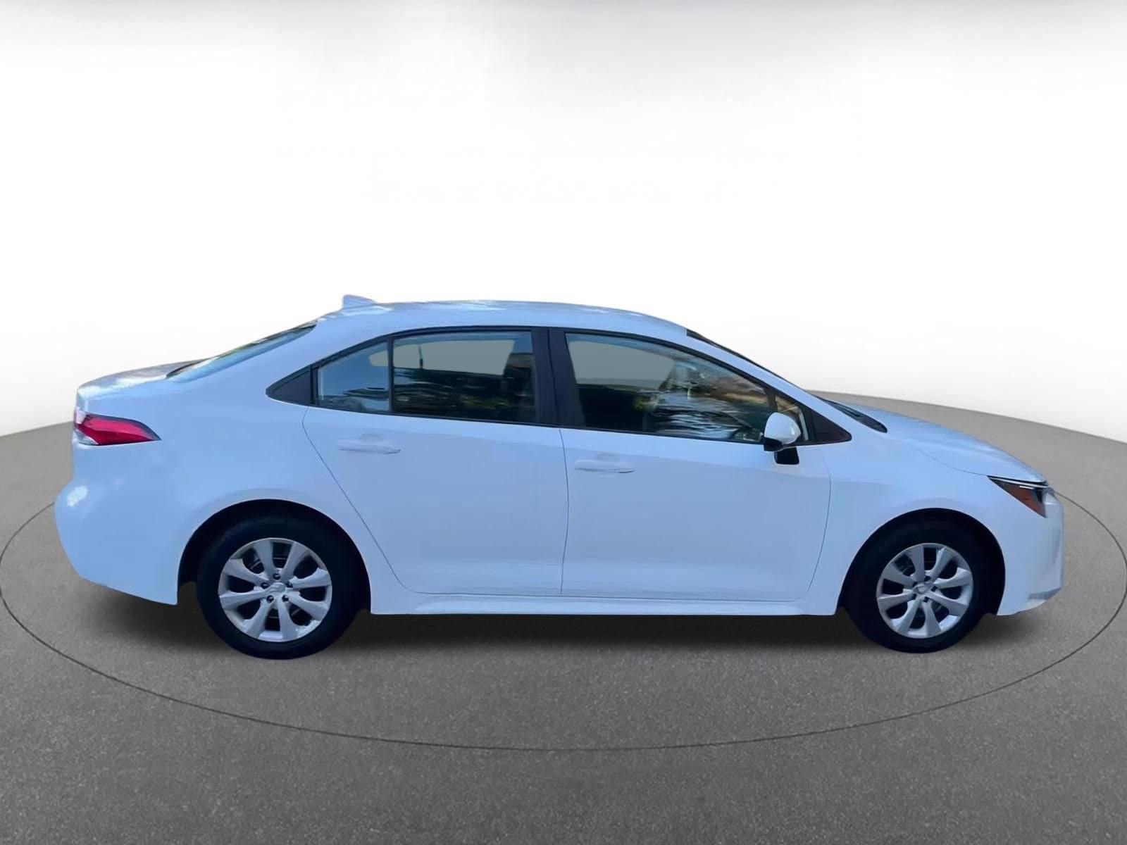 Thumbnail: 2025 Toyota Corolla - 16