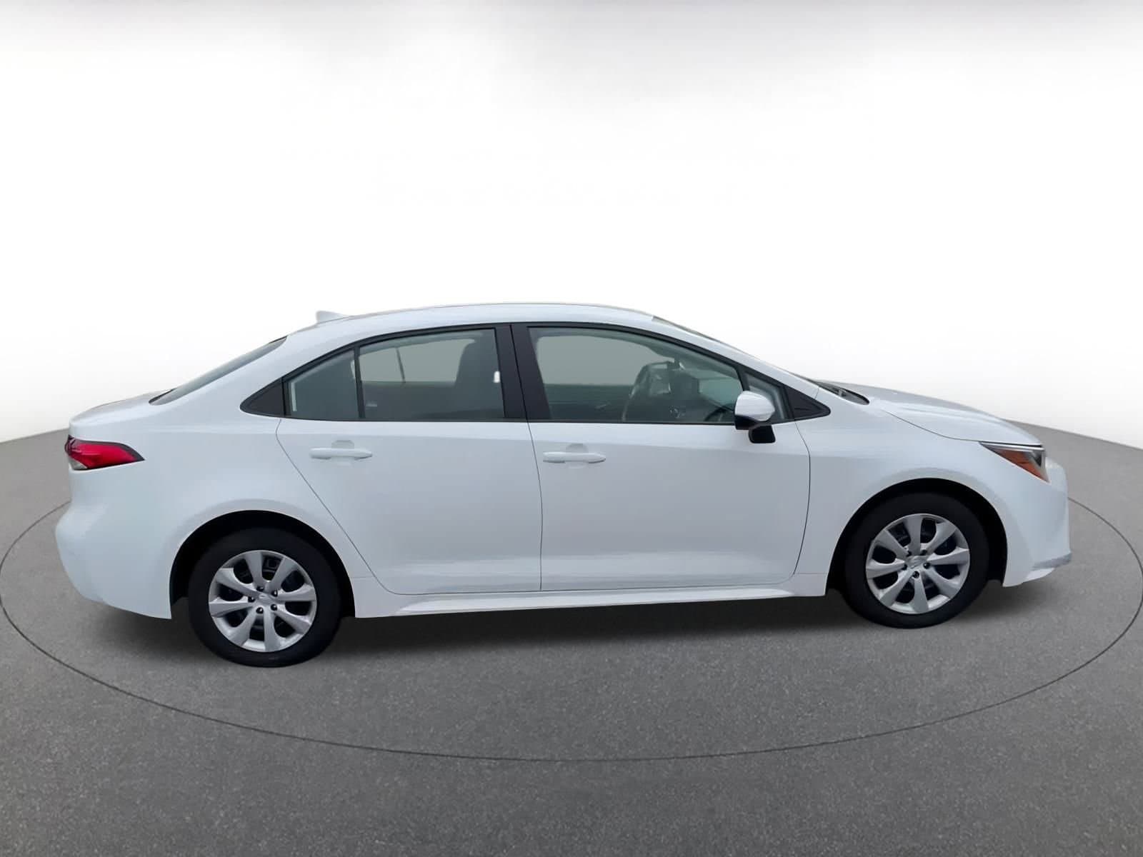 Thumbnail: 2024 Toyota Corolla - 16