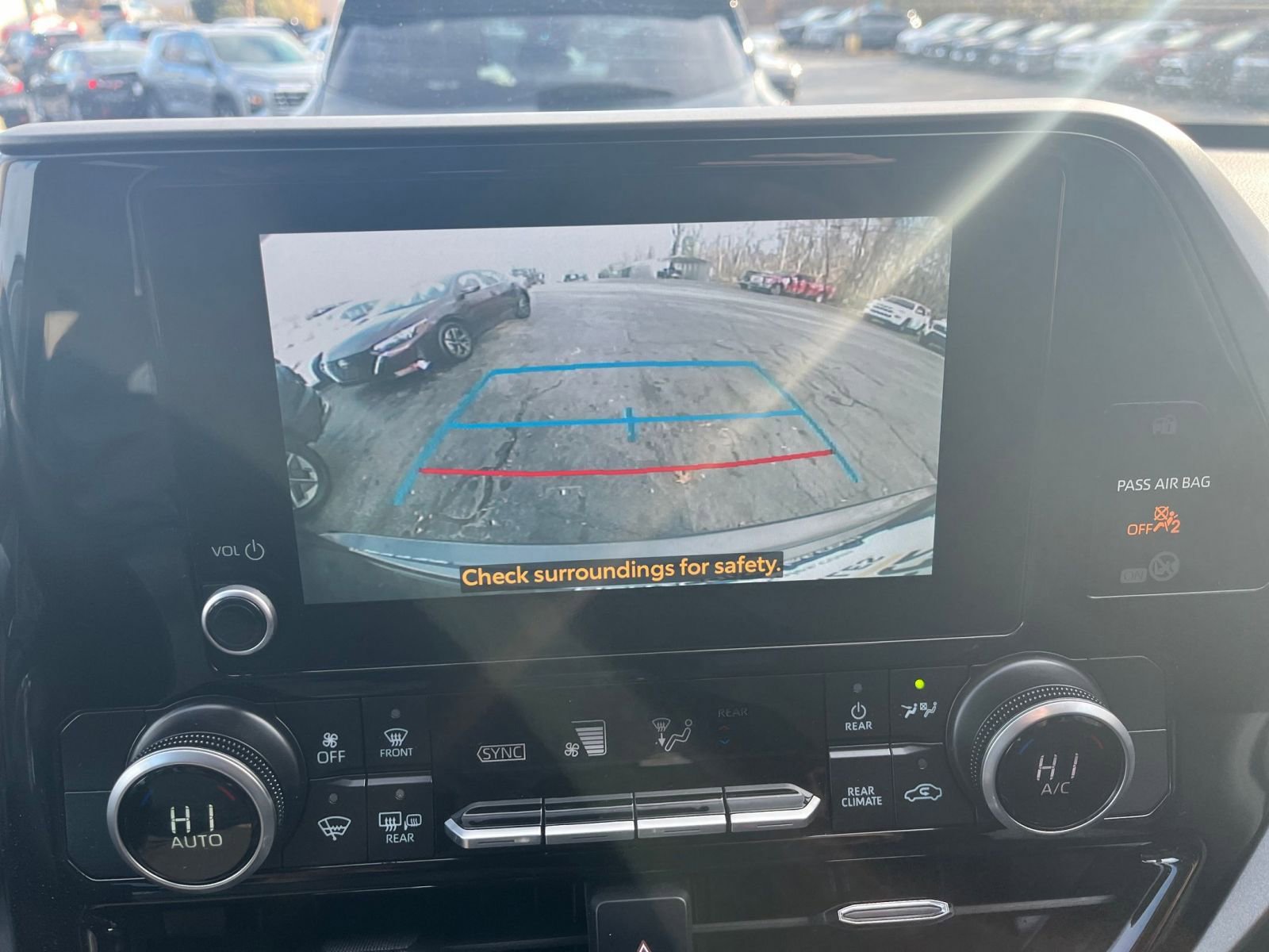 Thumbnail: 2025 Toyota Highlander - 17