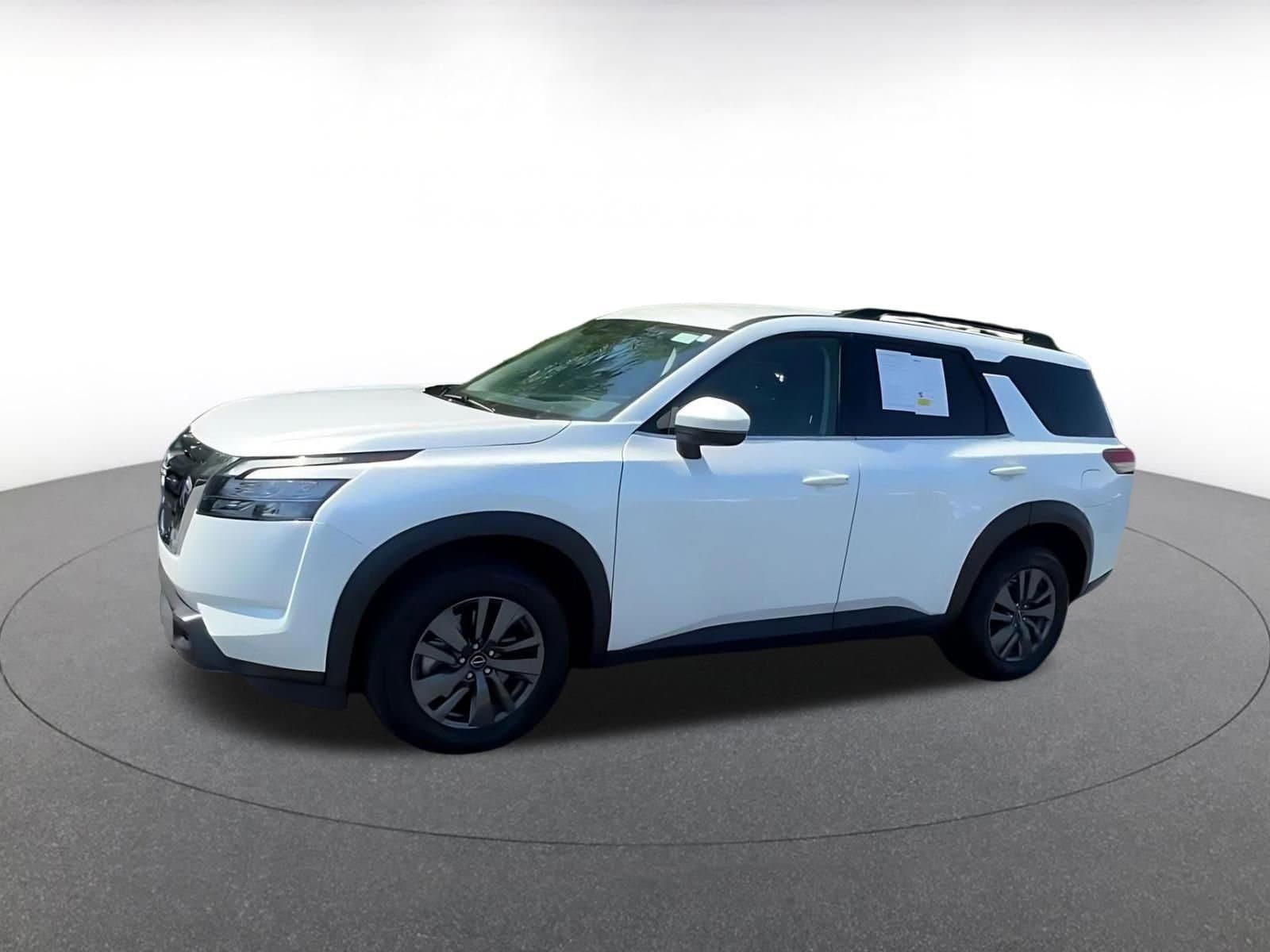 Thumbnail: 2025 Nissan Pathfinder - 8